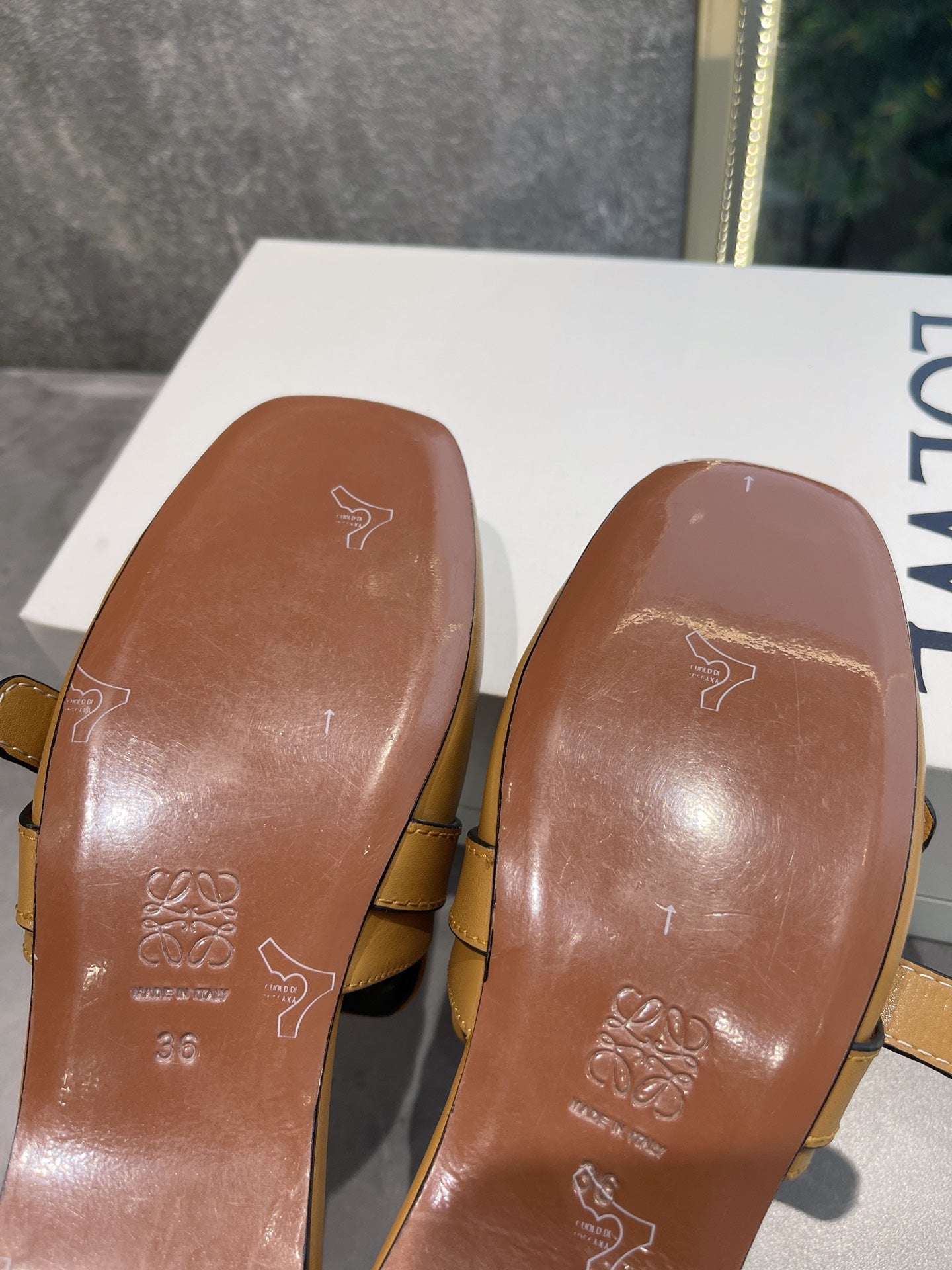 LOEWE -058Shoes