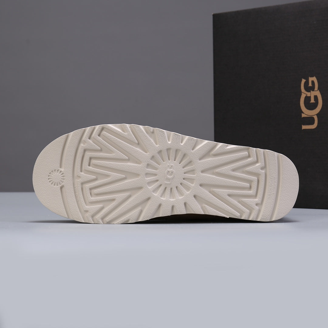 UGG-024Shoes