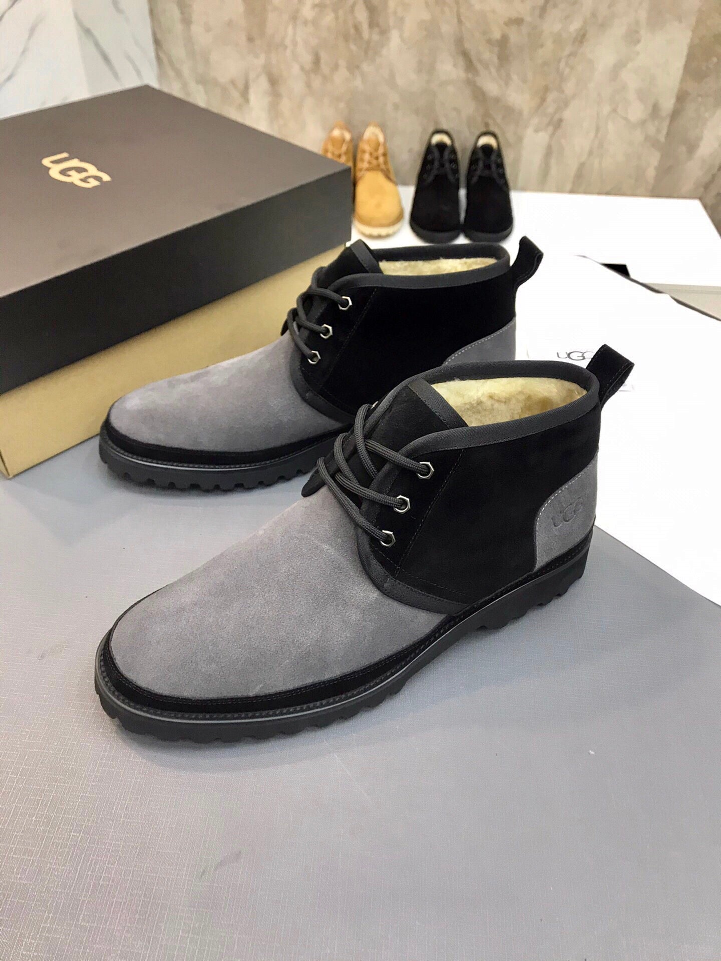 UGG-057Shoes
