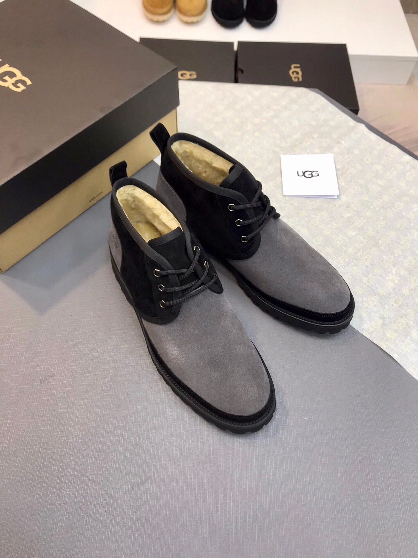 UGG-057Shoes