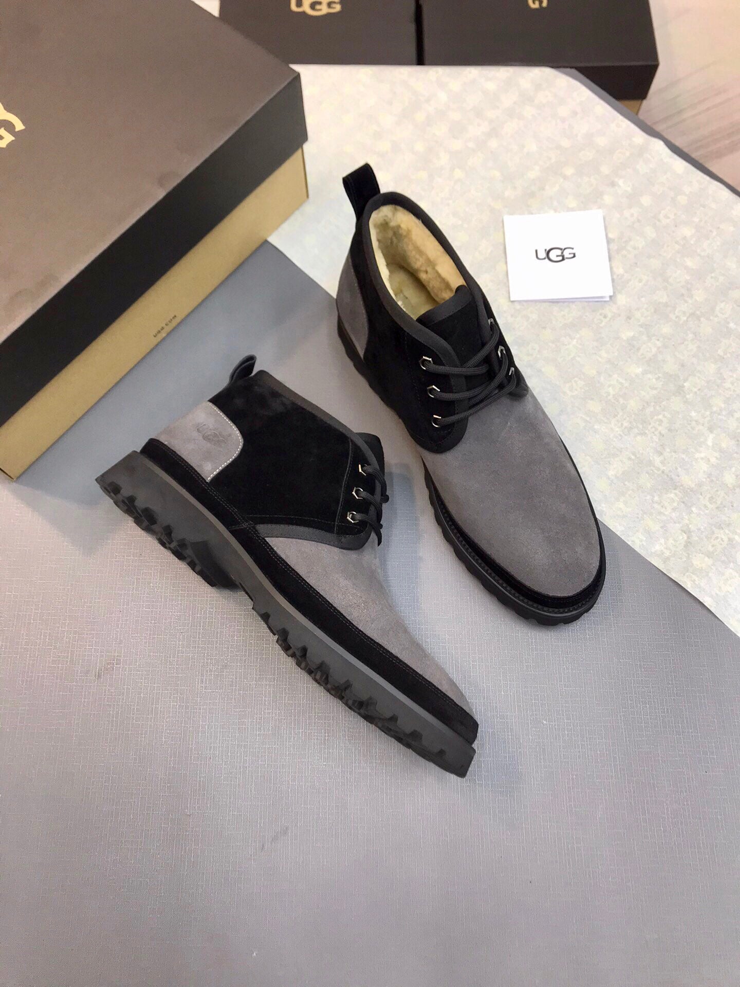 UGG-057Shoes