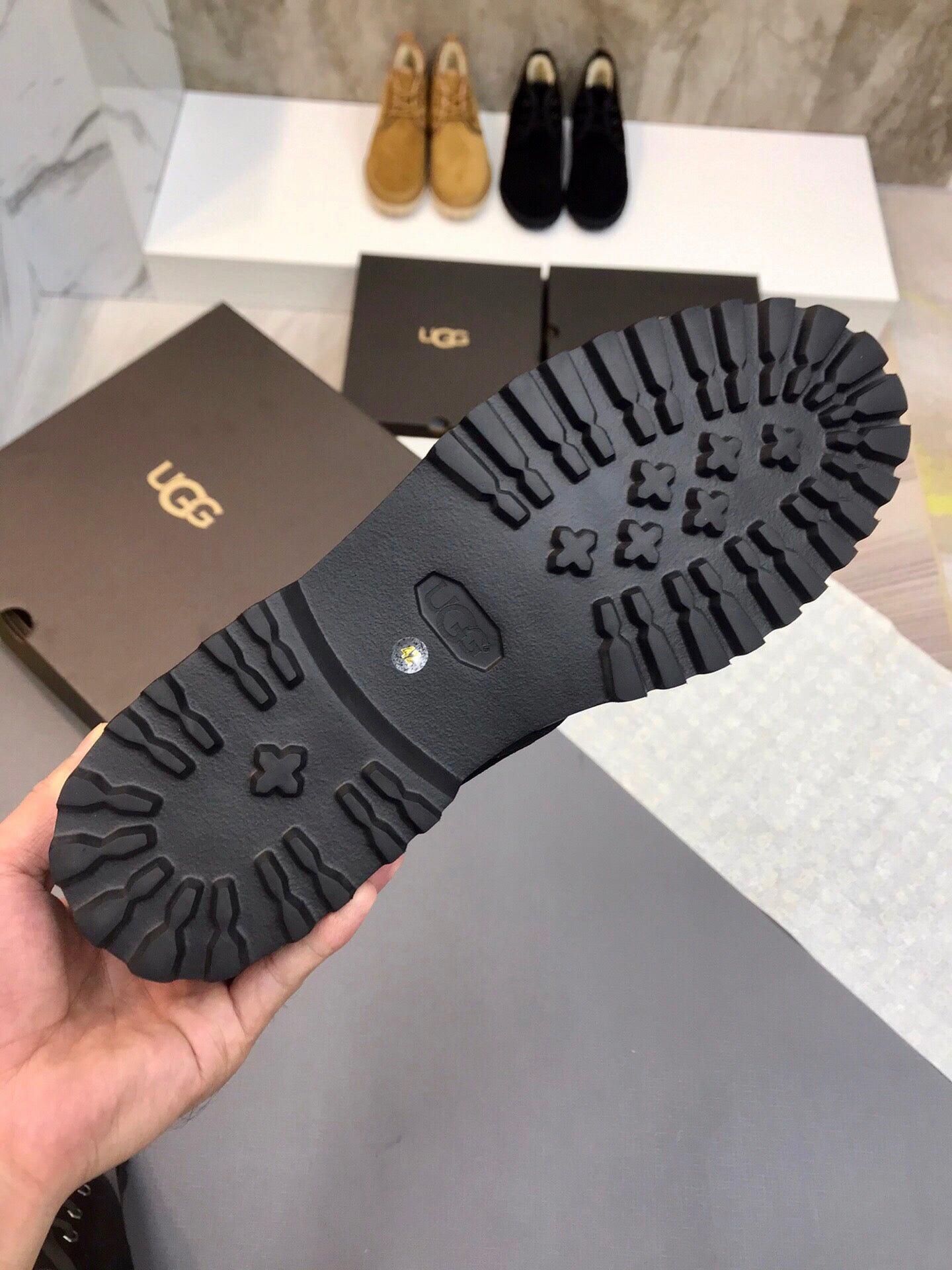 UGG-057Shoes