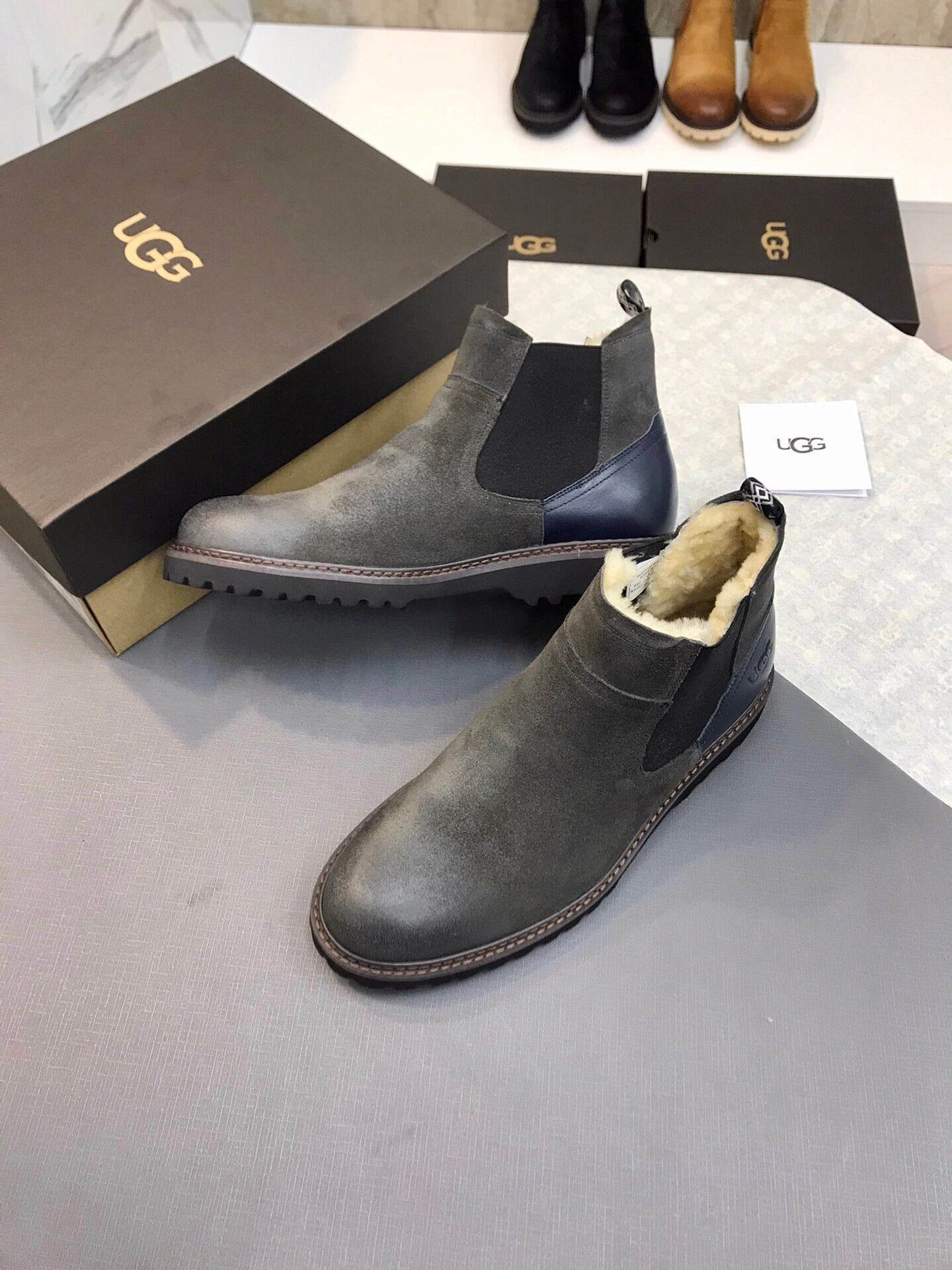 UGG-061Shoes