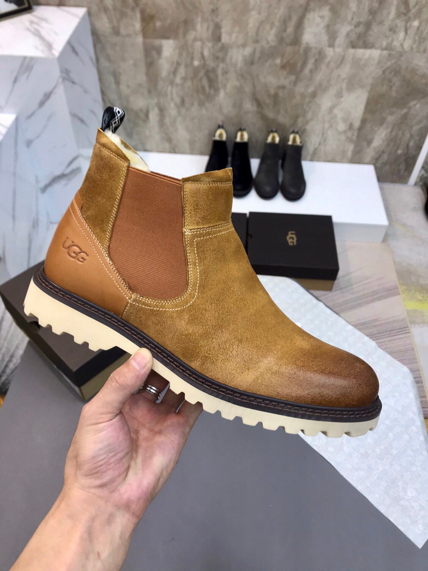 UGG-062Shoes