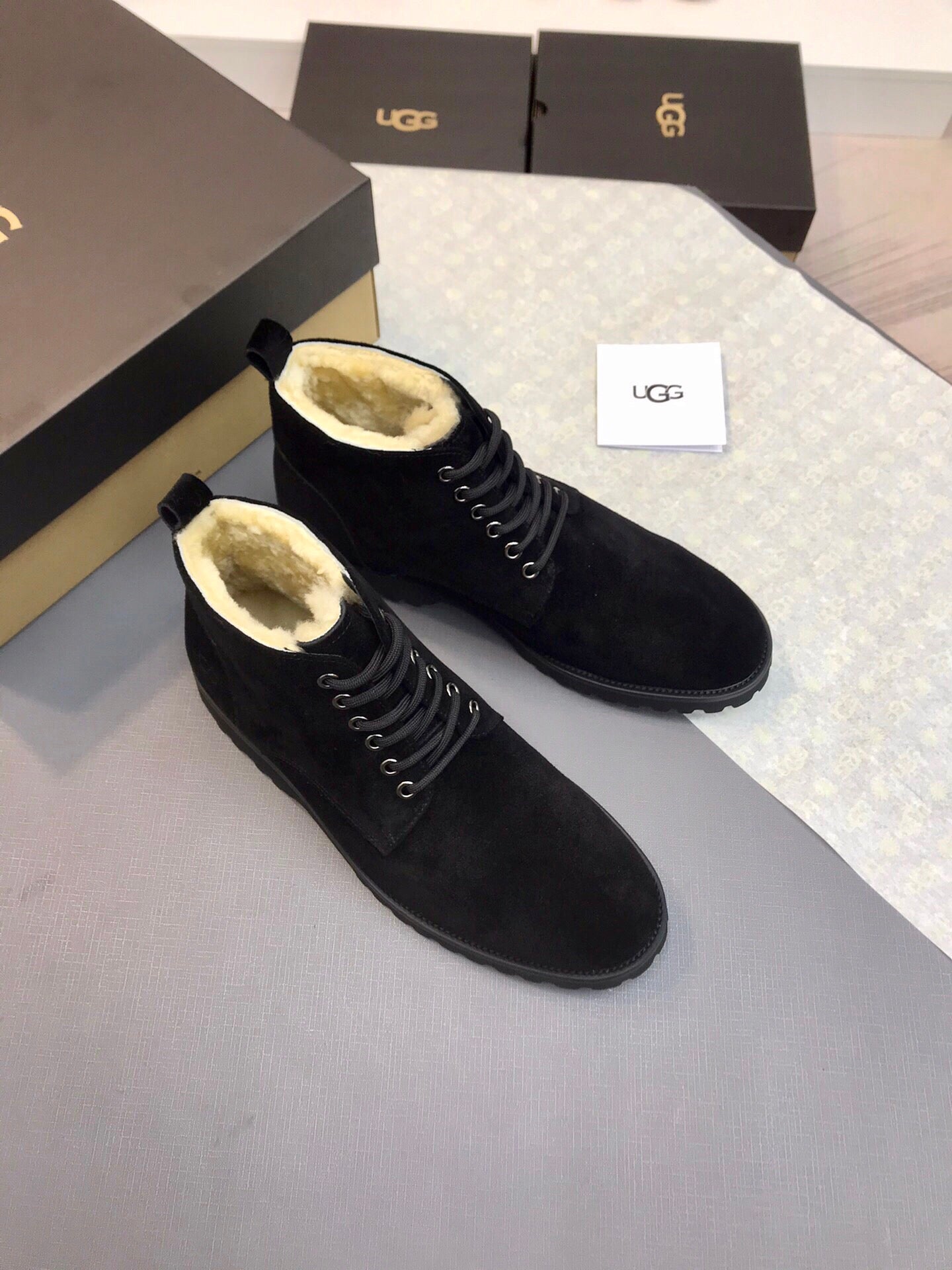 UGG-063Shoes