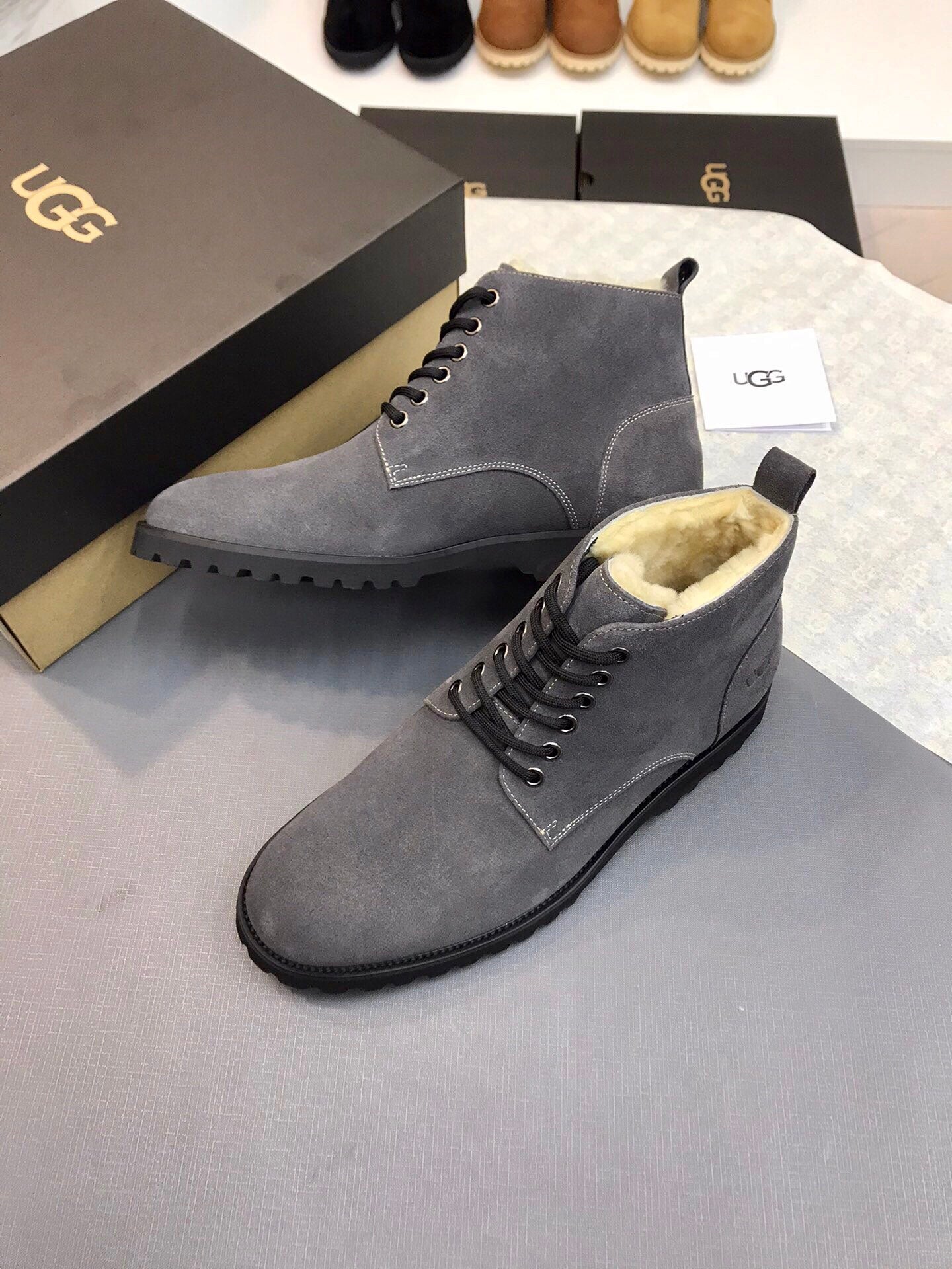 UGG-064Shoes