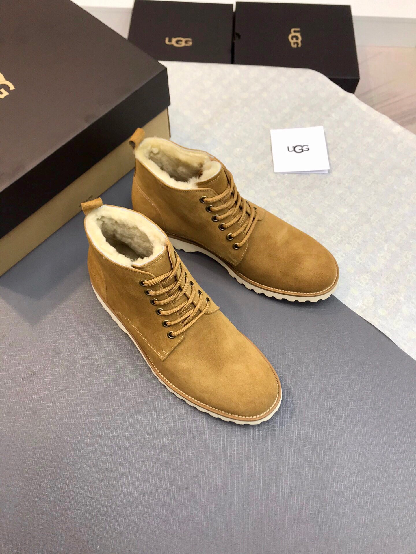 UGG-066Shoes