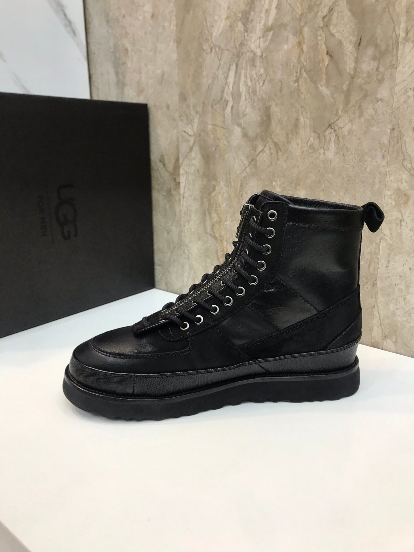 UGG-068Shoes