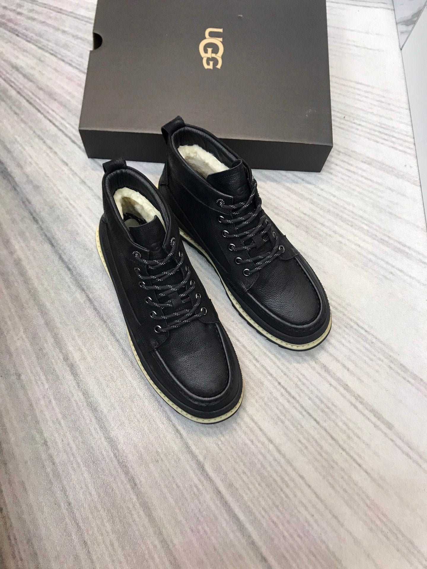 UGG-069Shoes