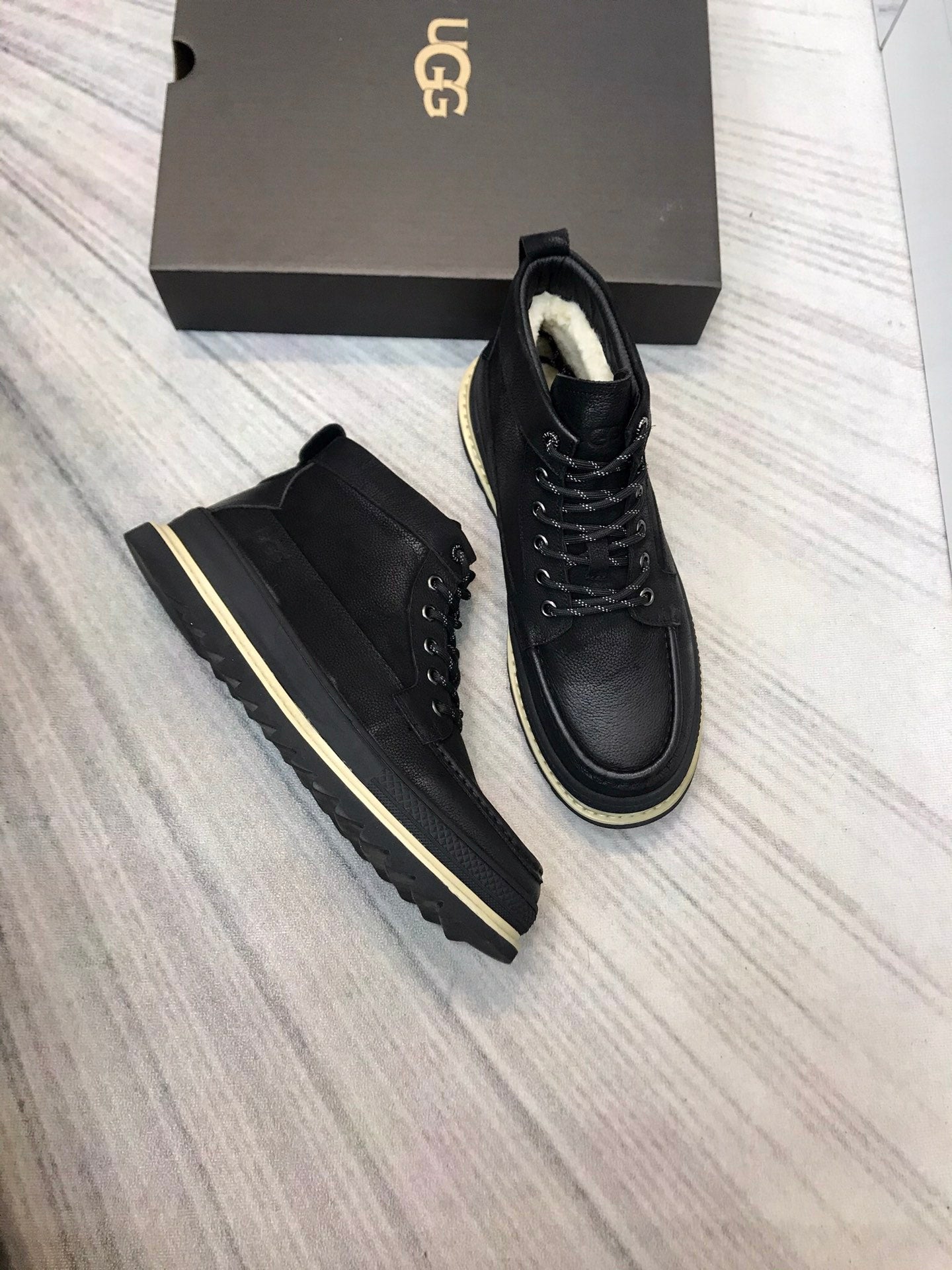 UGG-069Shoes