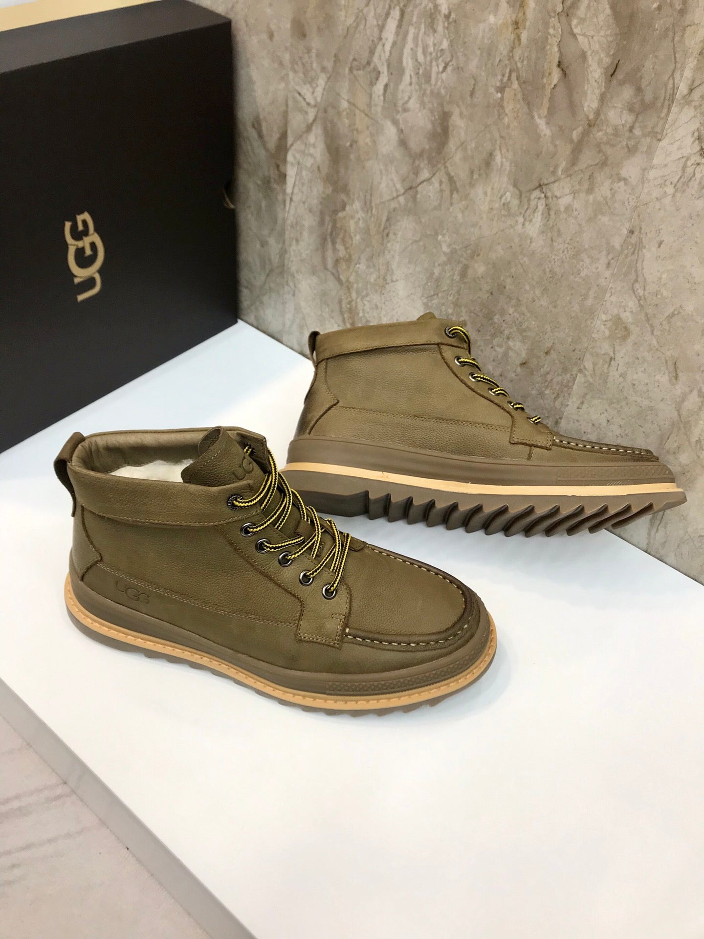 UGG-070Shoes
