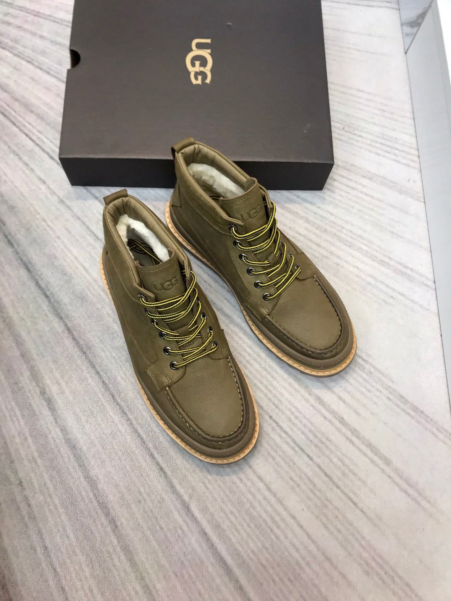 UGG-070Shoes
