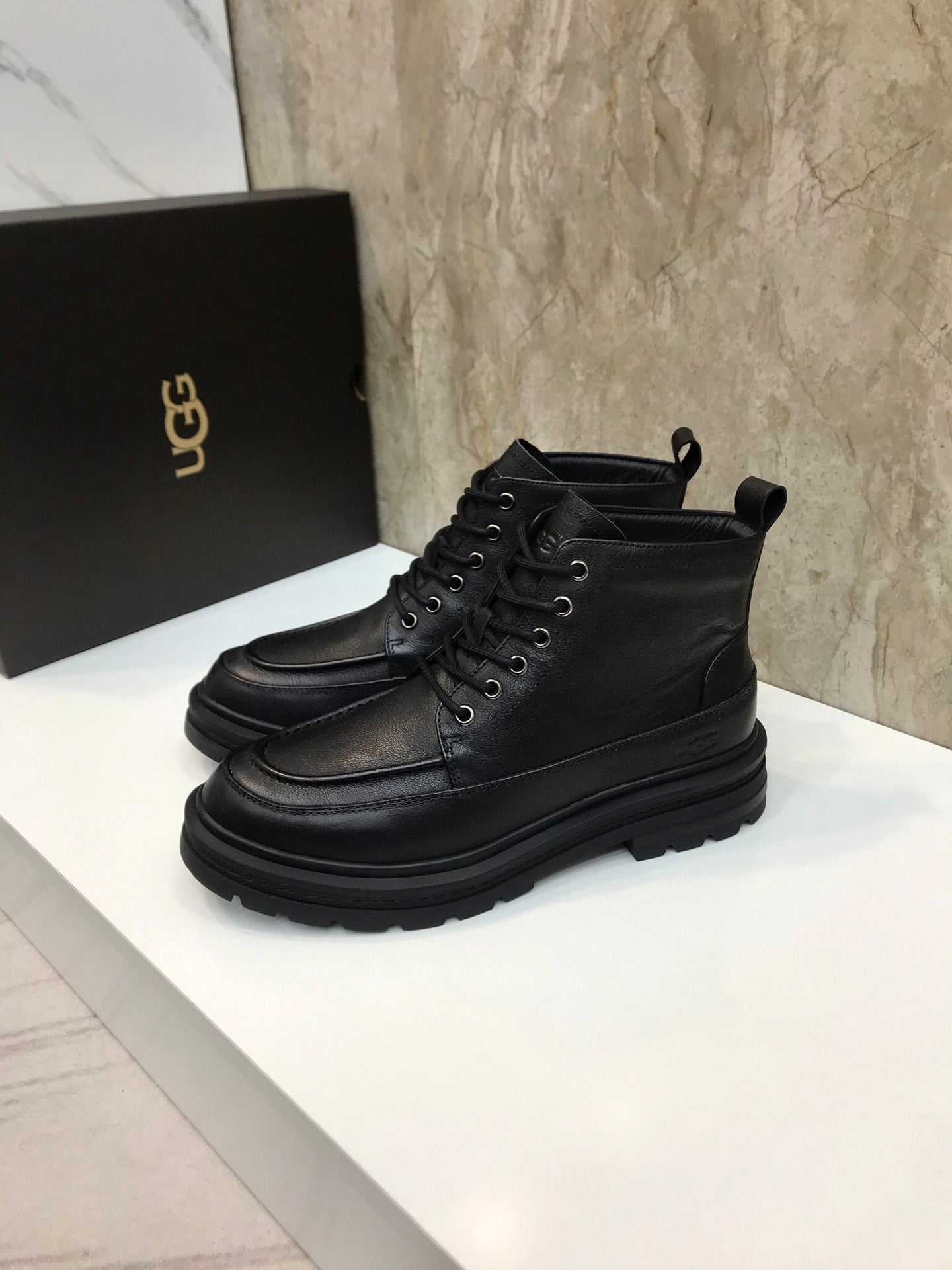 UGG-071Shoes