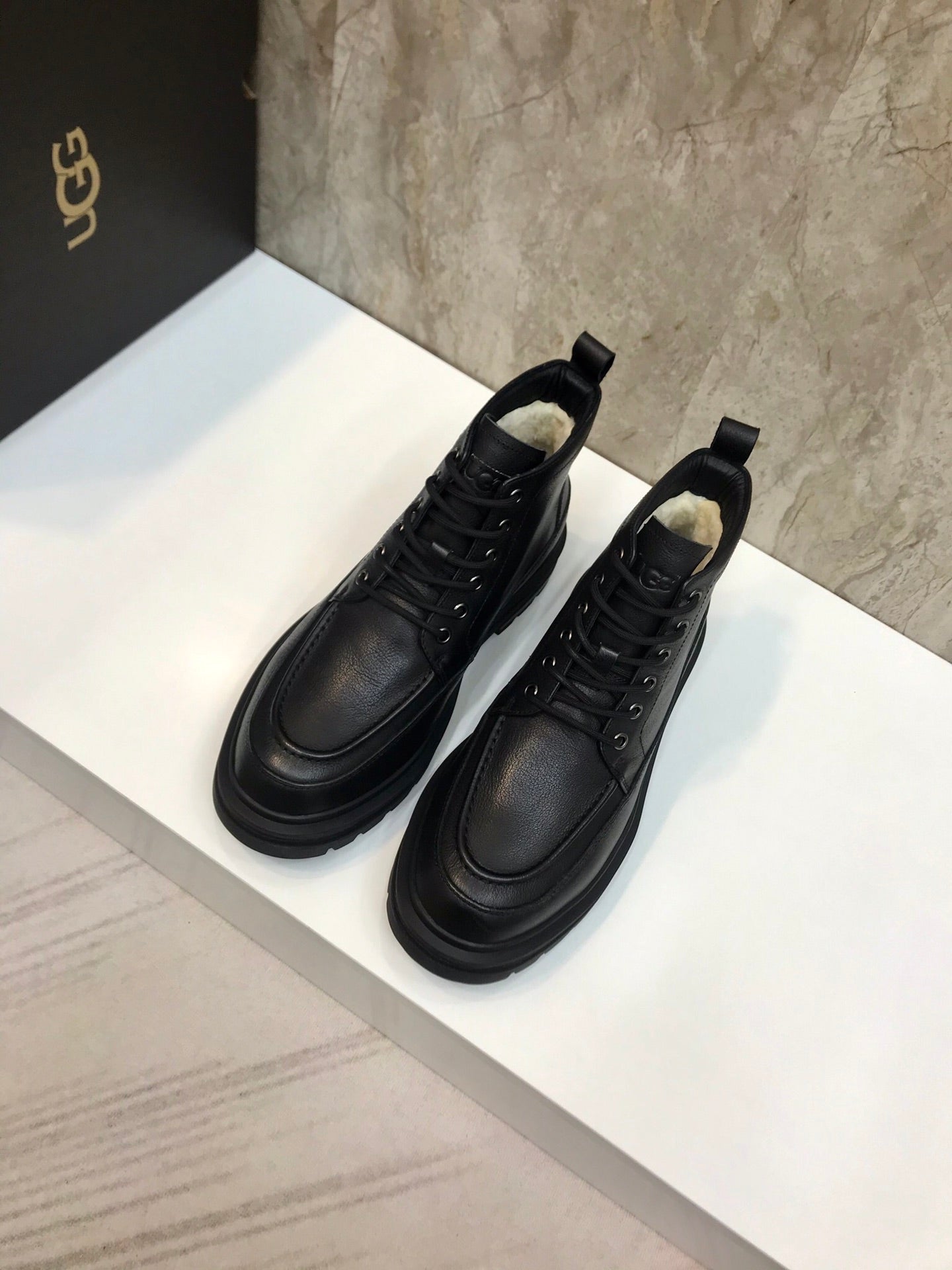 UGG-071Shoes
