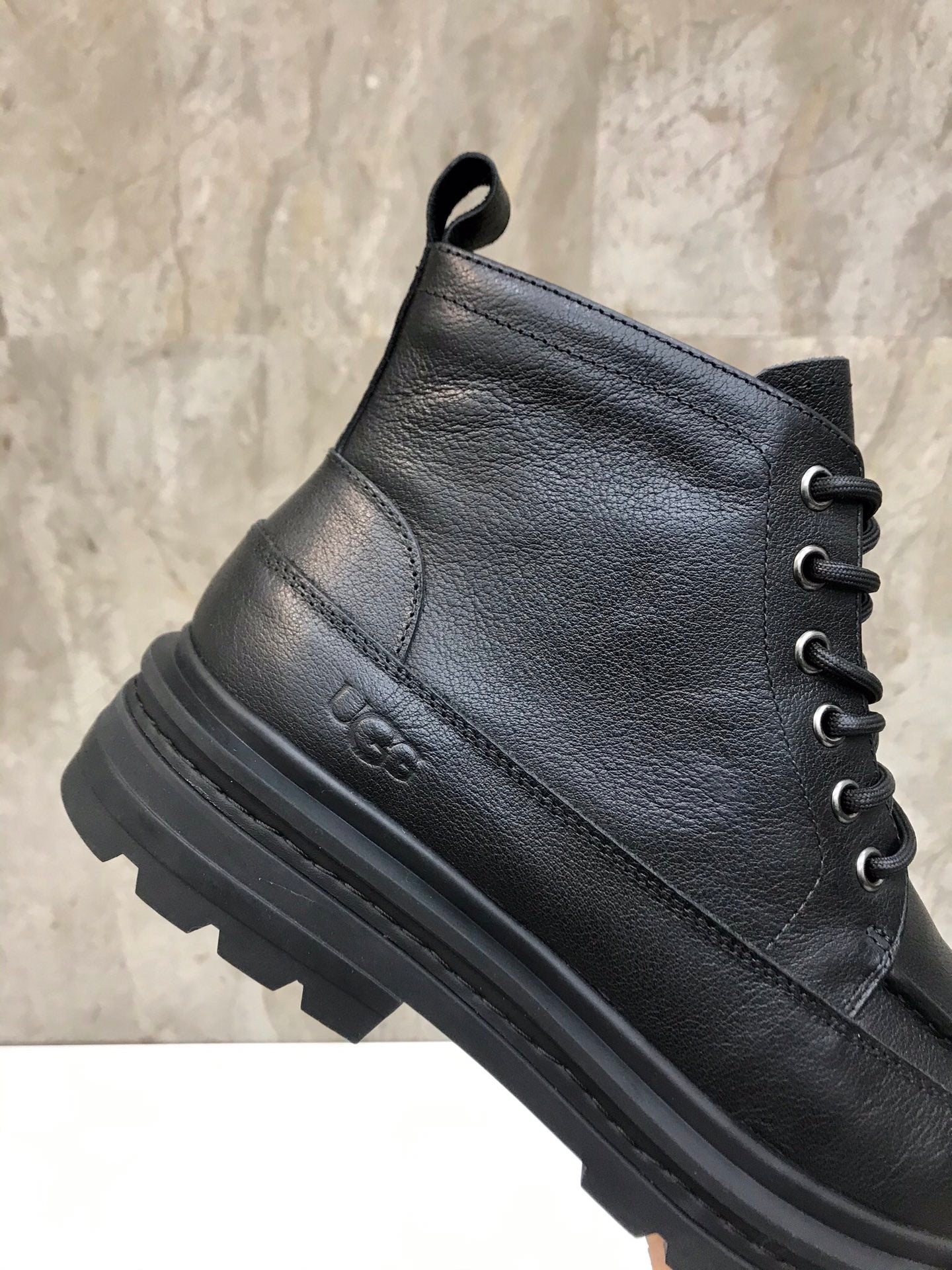UGG-071Shoes