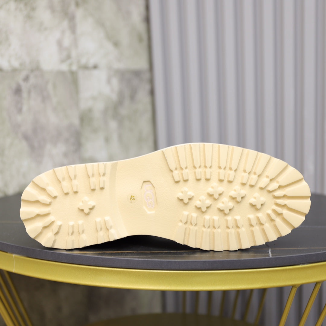 UGG-094Shoes