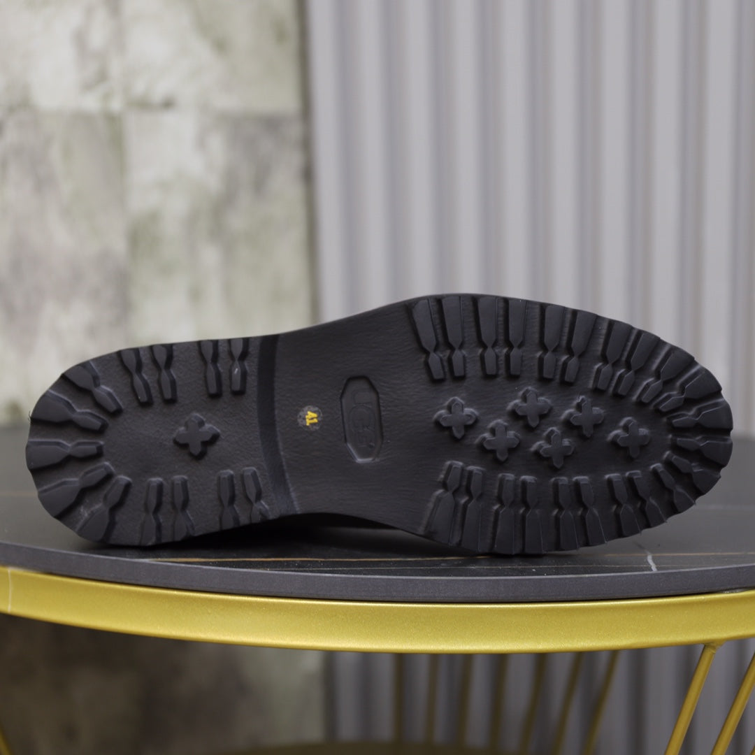 UGG-096Shoes