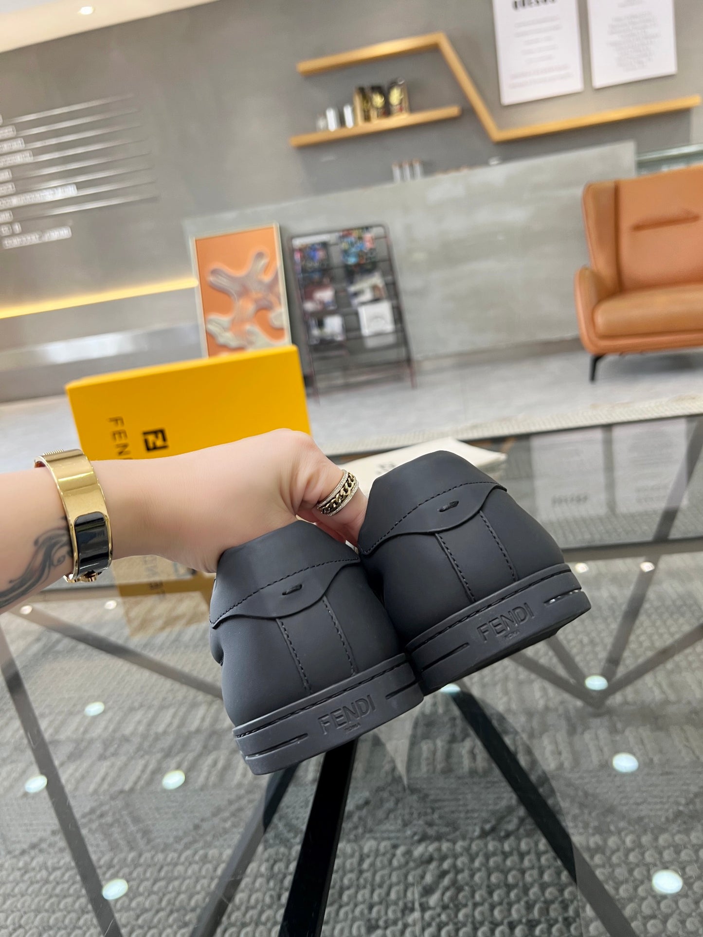 Fendi-001Shoes