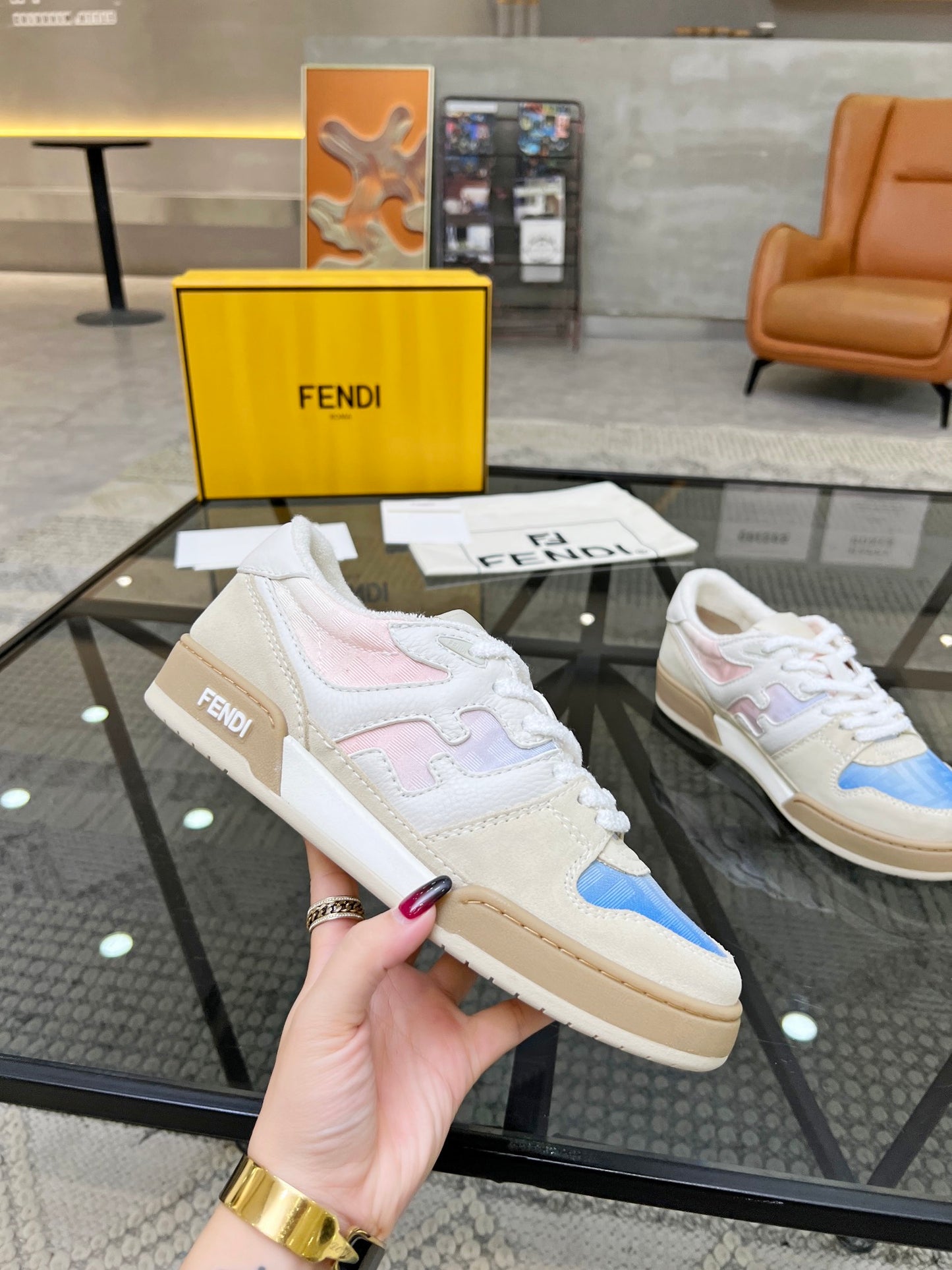 Fendi-003Shoes