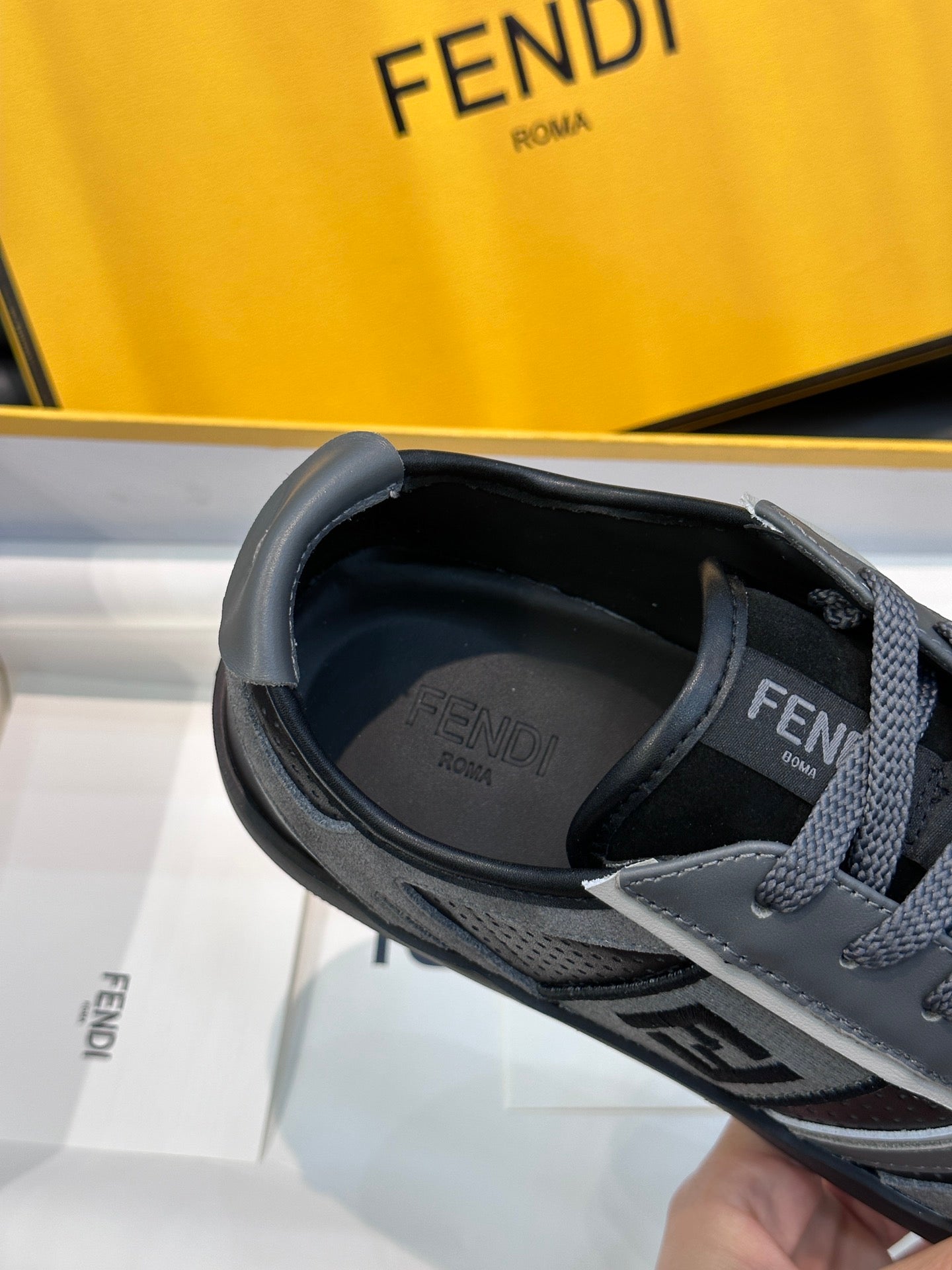Fendi-005Shoes