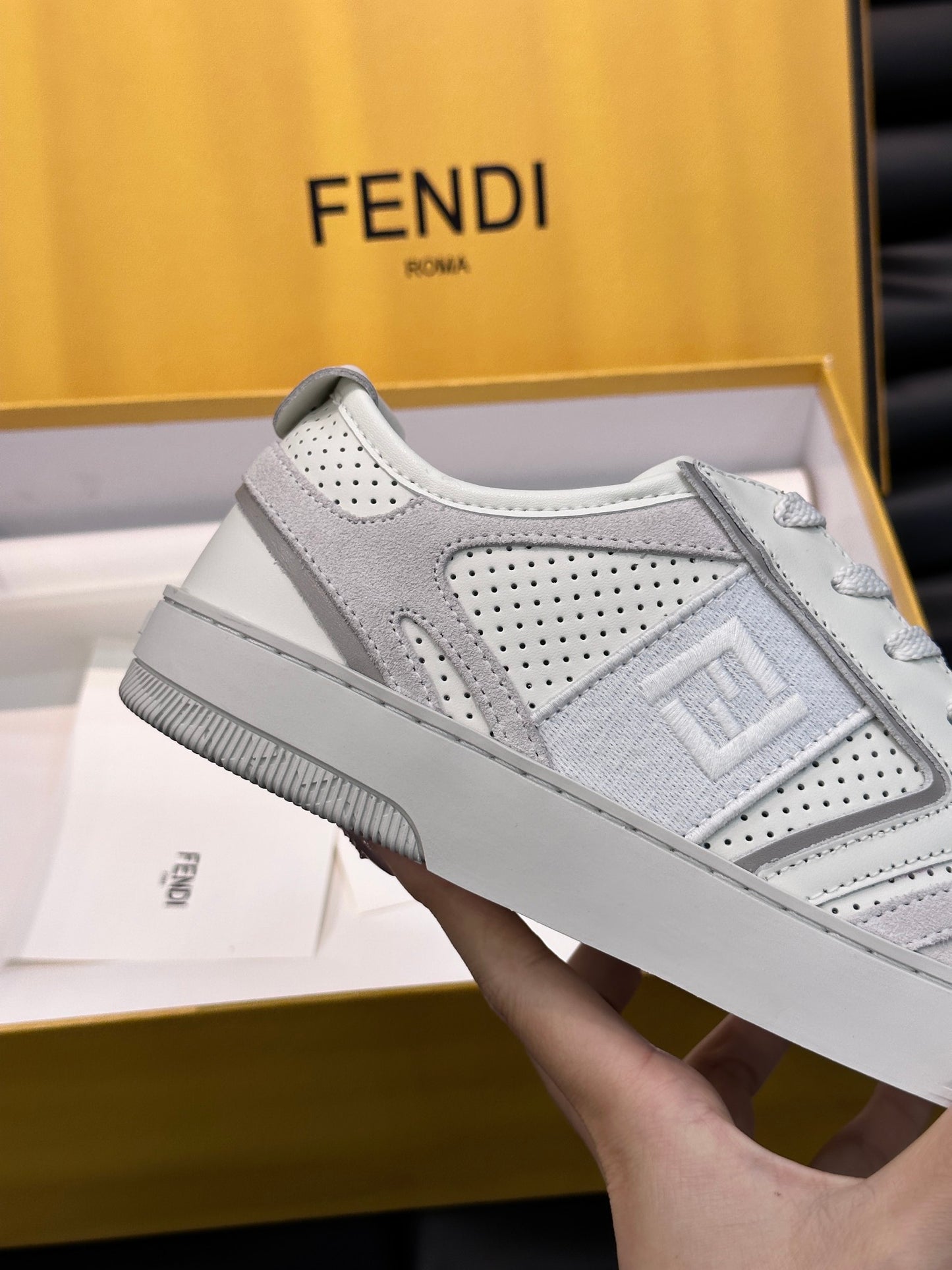Fendi-006Shoes