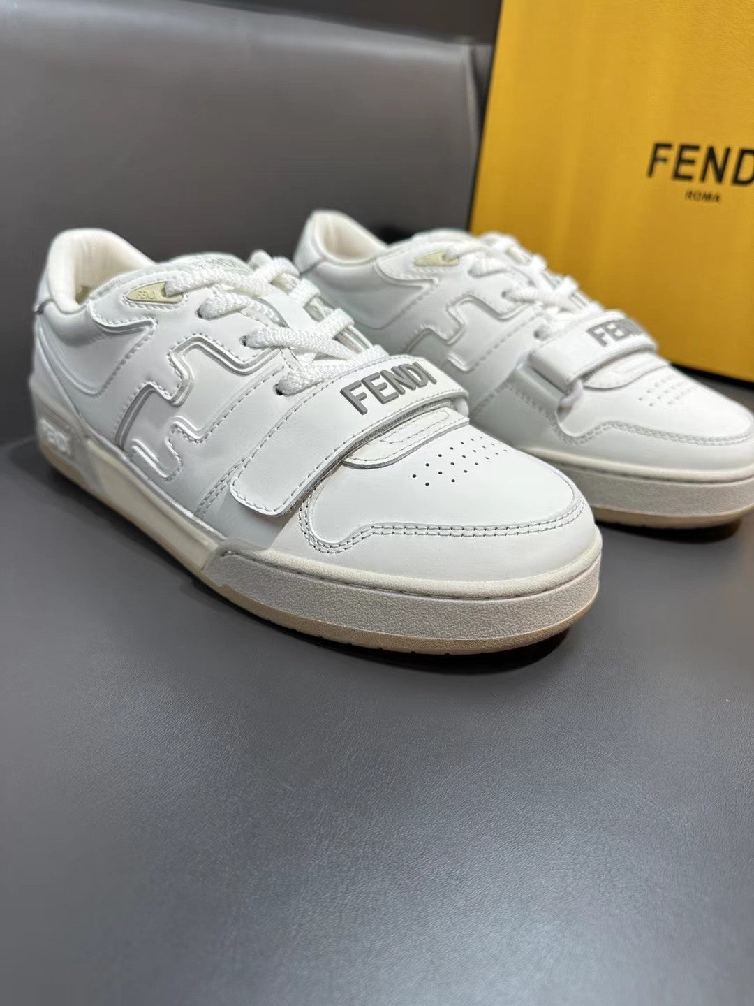 Fendi-010Shoes