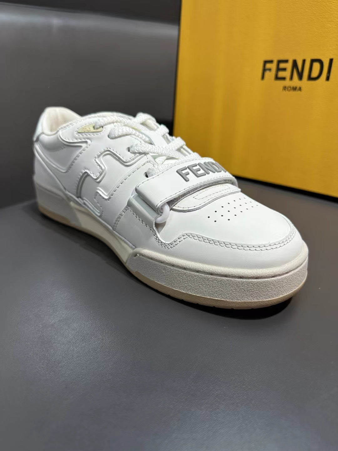 Fendi-010Shoes