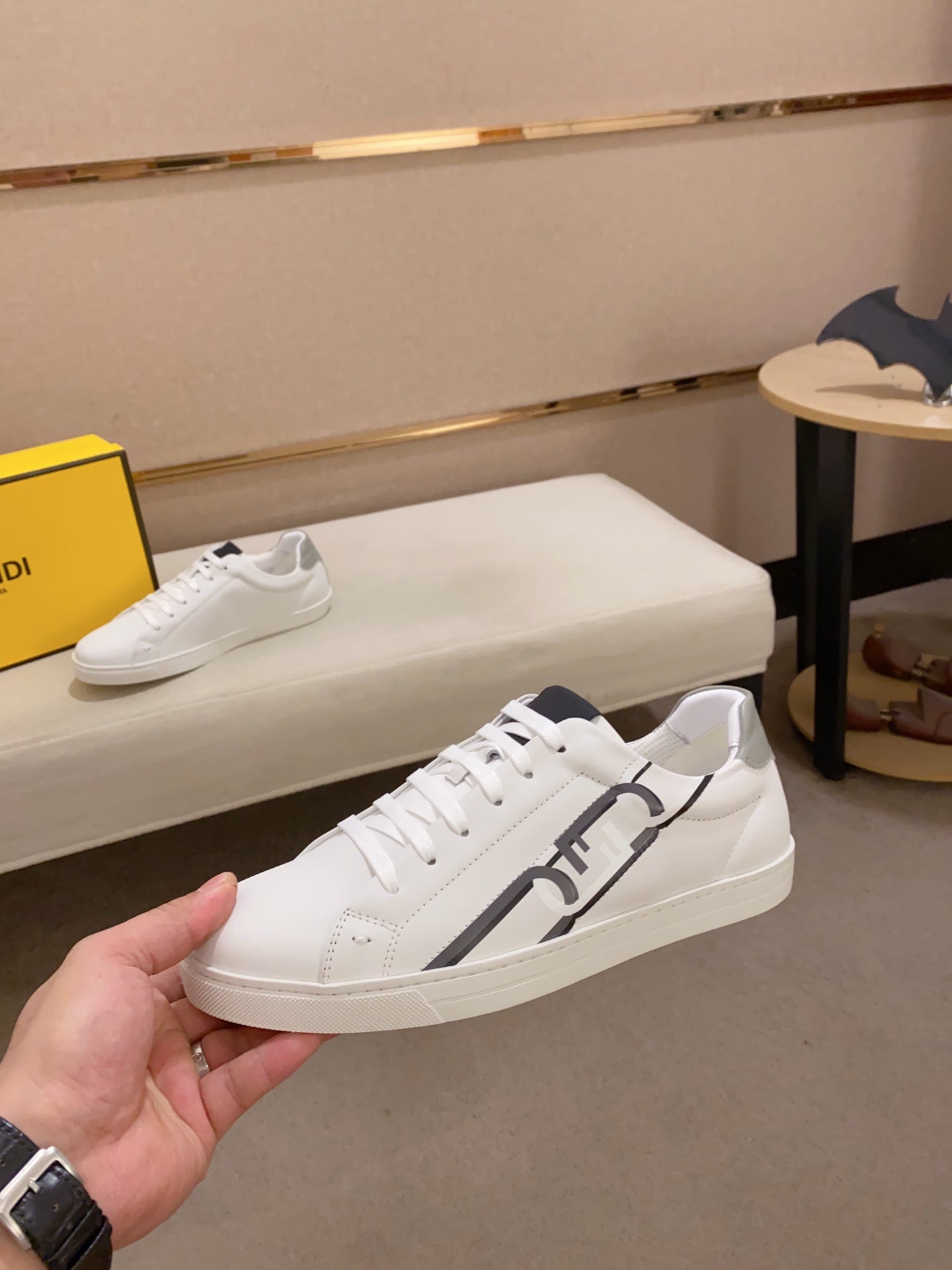 Fendi-011Shoes