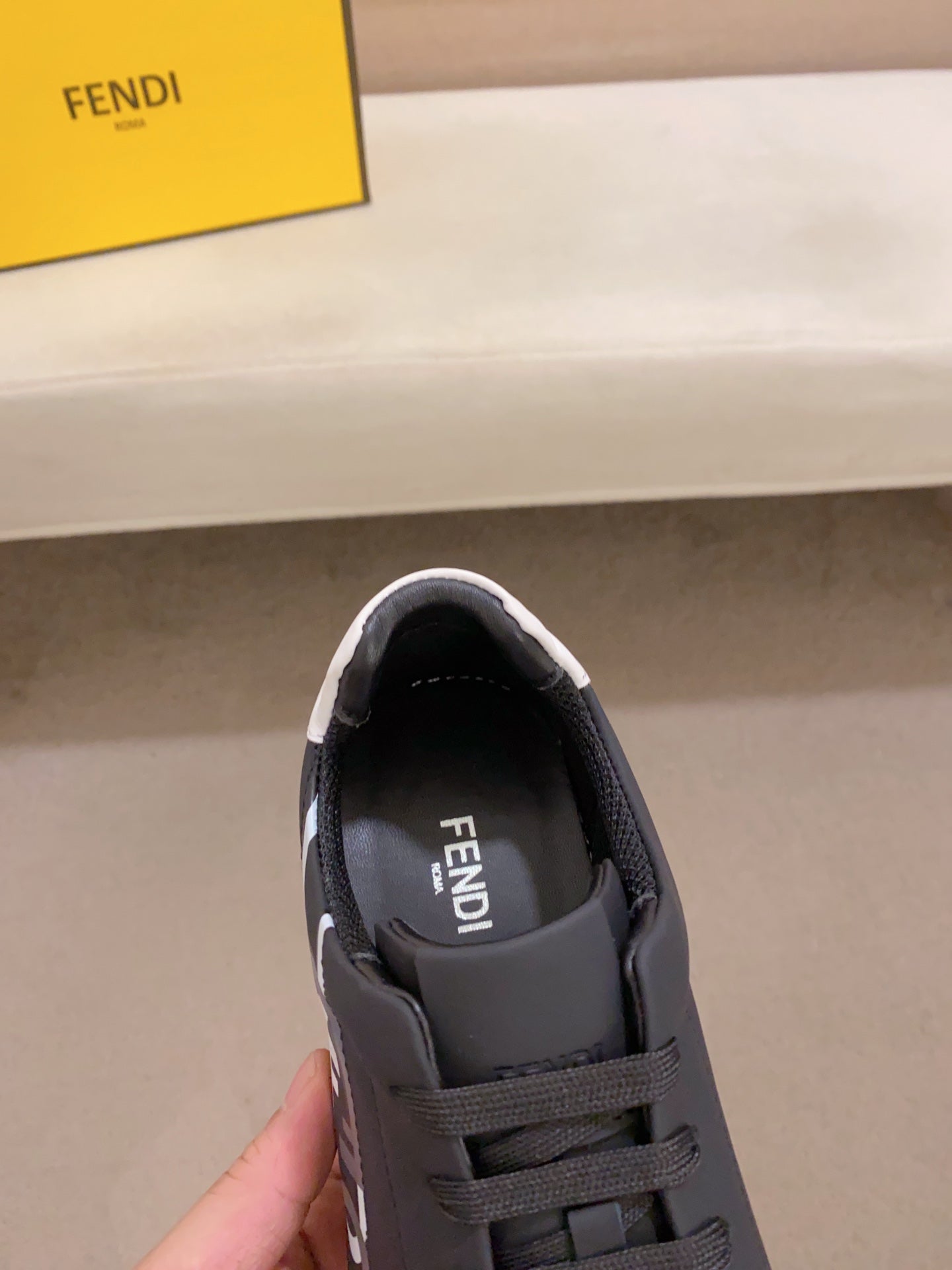 Fendi-013Shoes