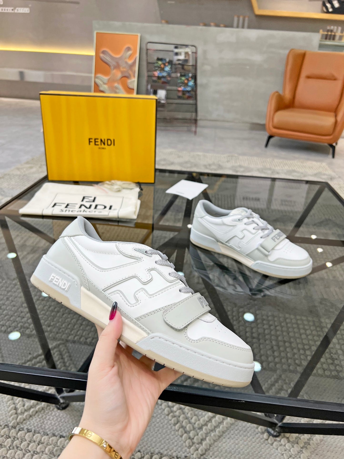 Fendi-014Shoes