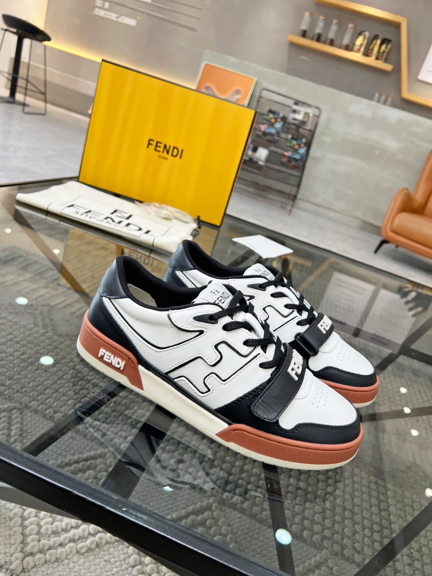 Fendi-015Shoes