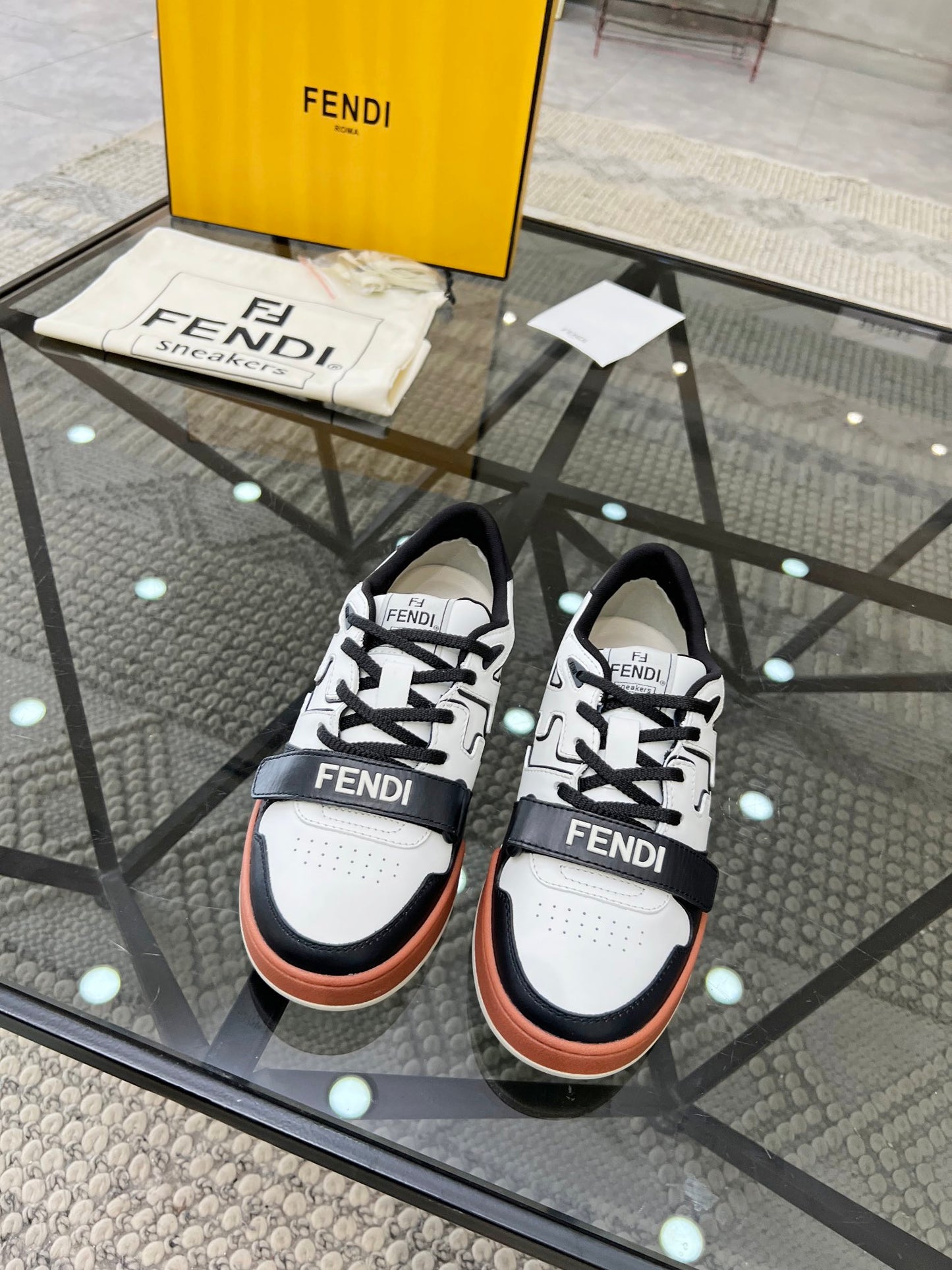 Fendi-015Shoes