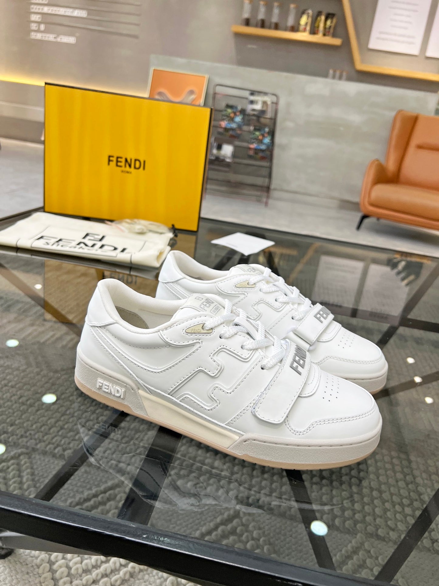 Fendi-016Shoes