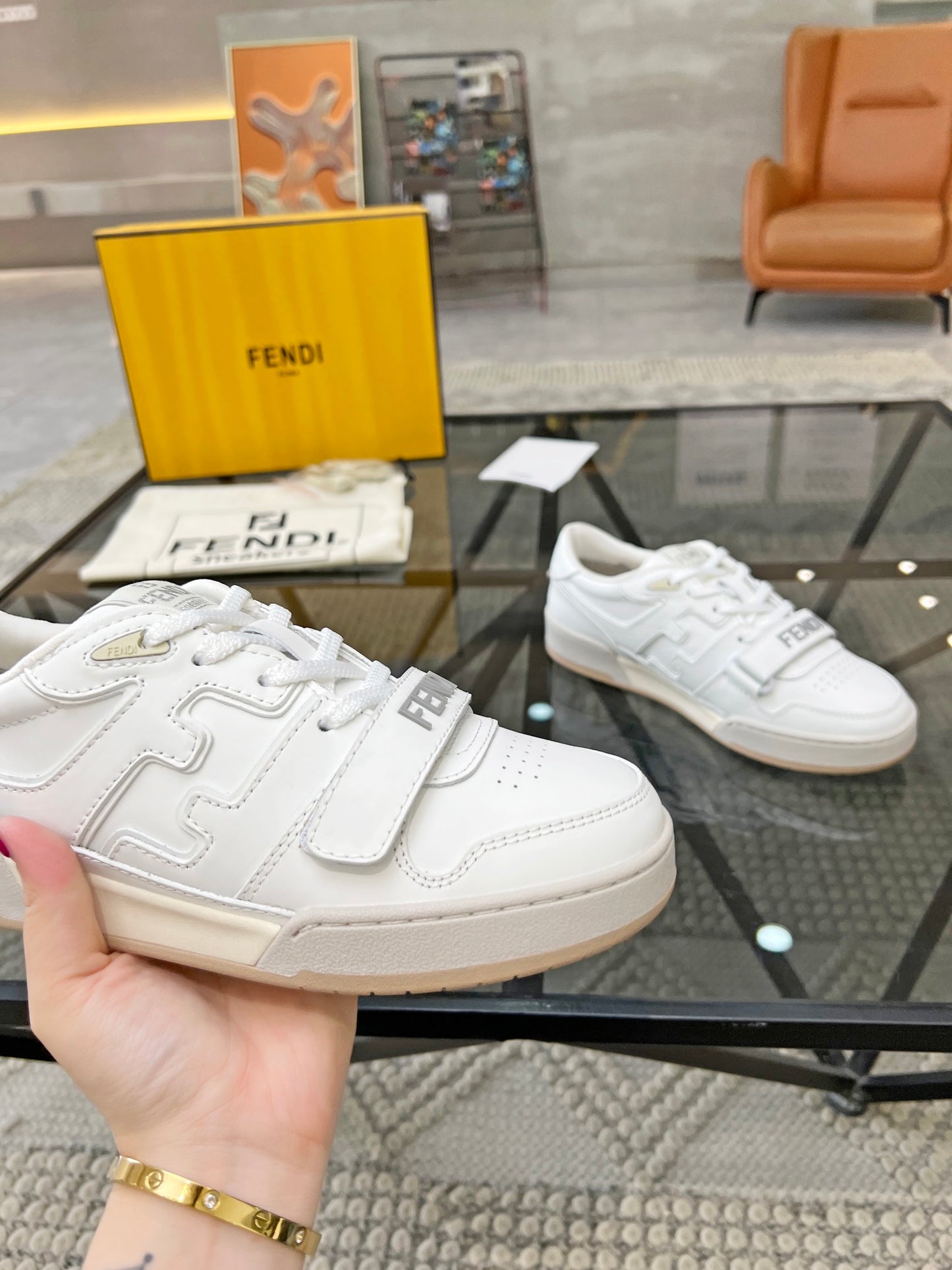 Fendi-016Shoes