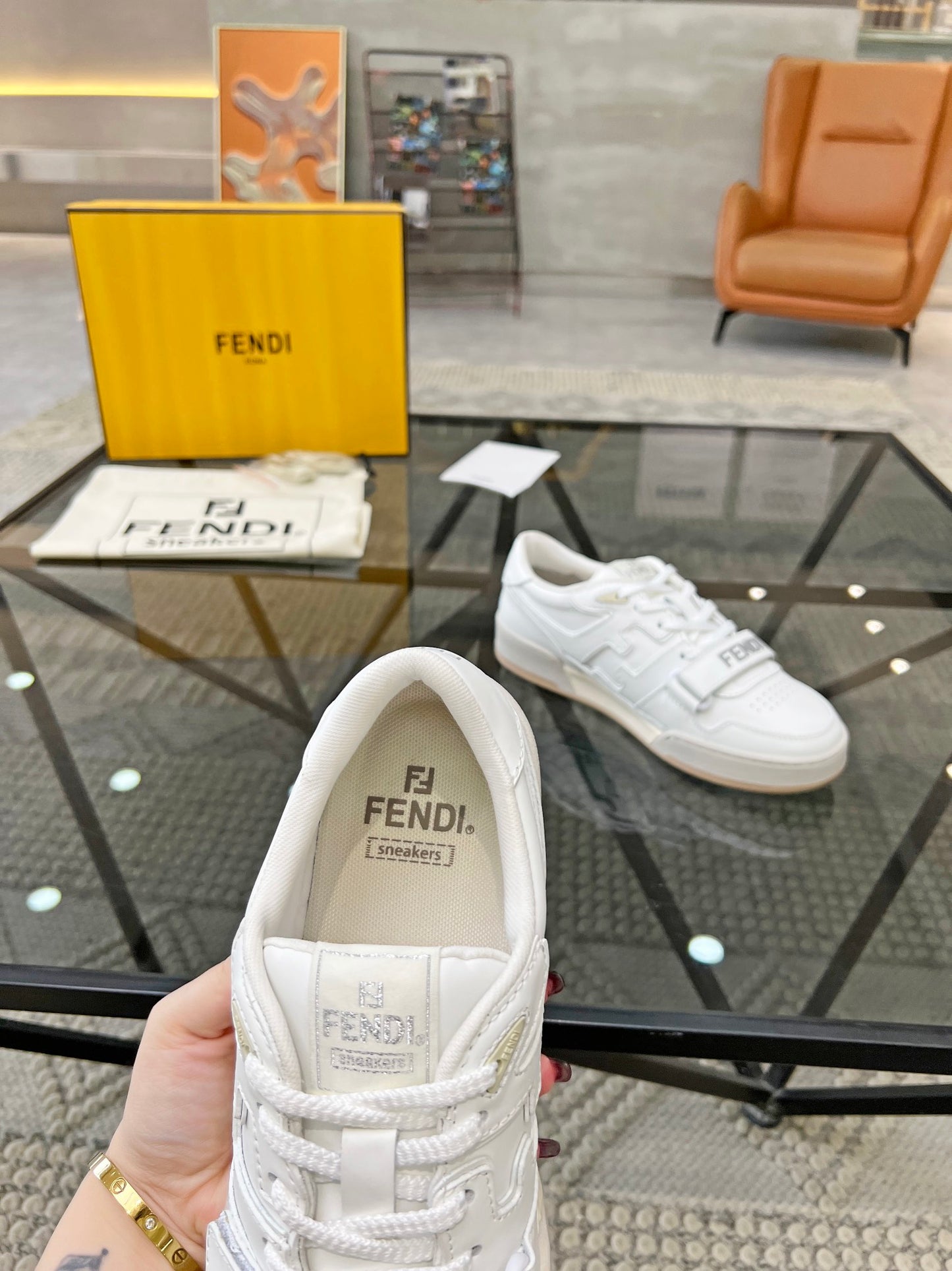Fendi-016Shoes