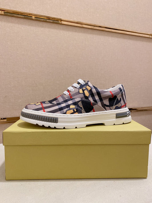 Fendi-018Shoes