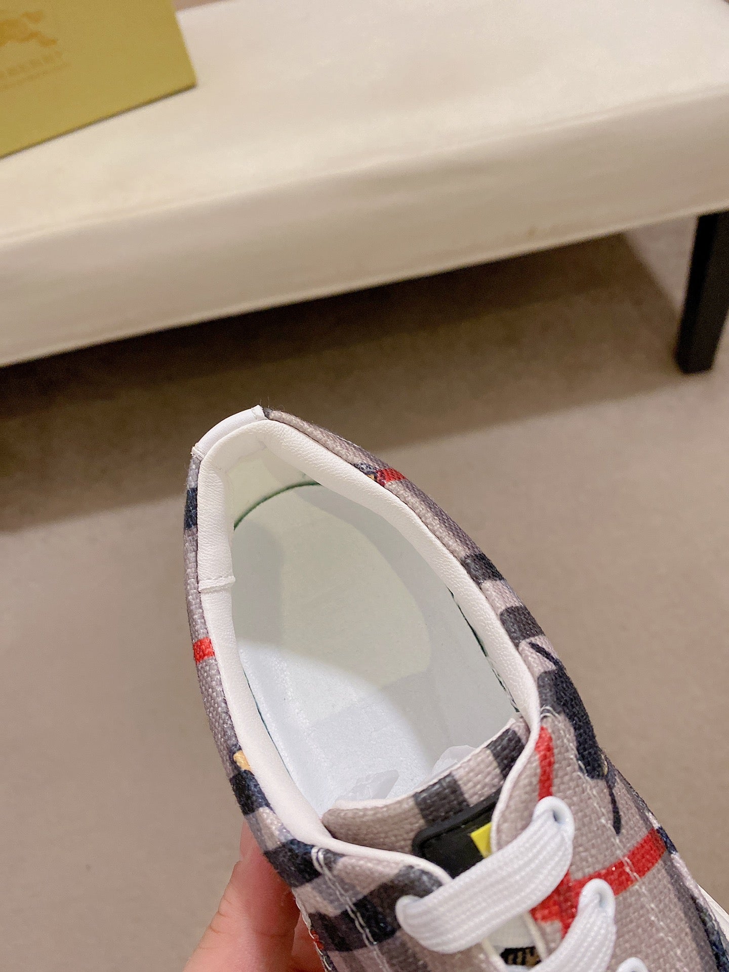 Fendi-018Shoes