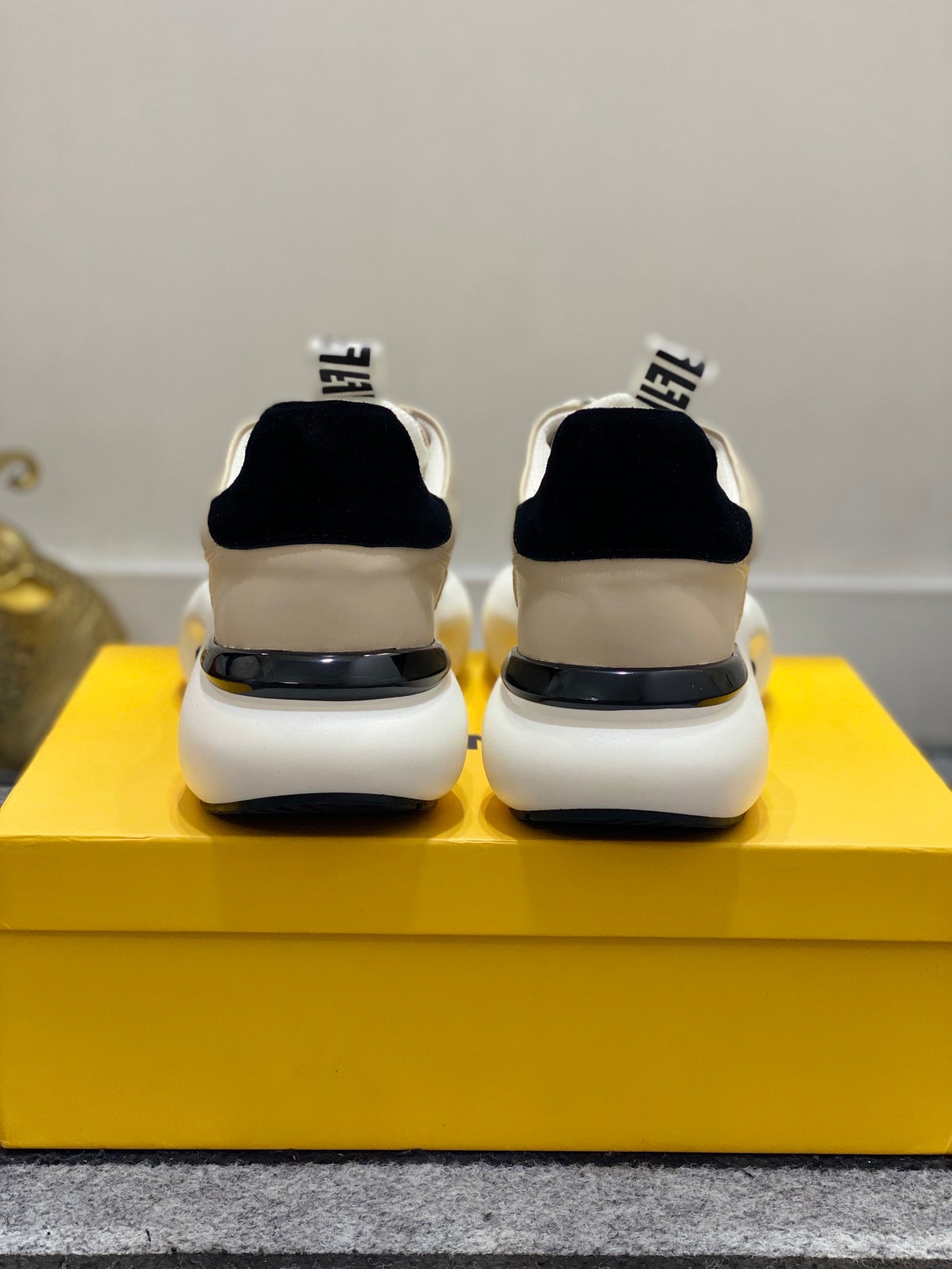 Fendi-019Shoes