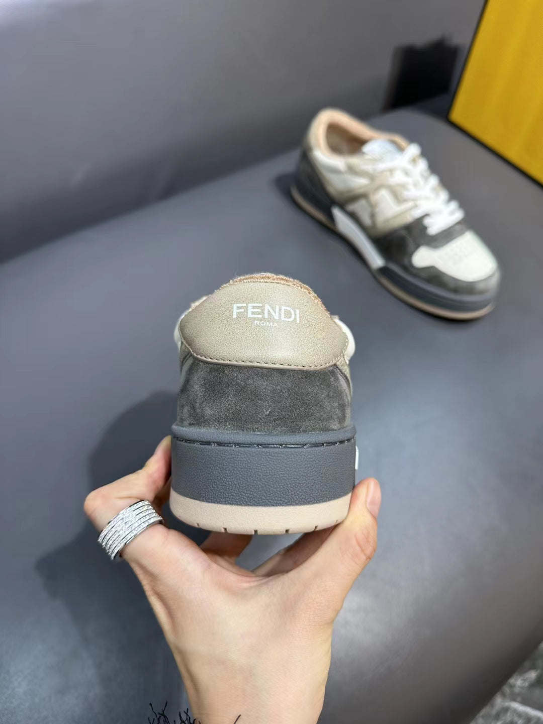 Fendi-027Shoes