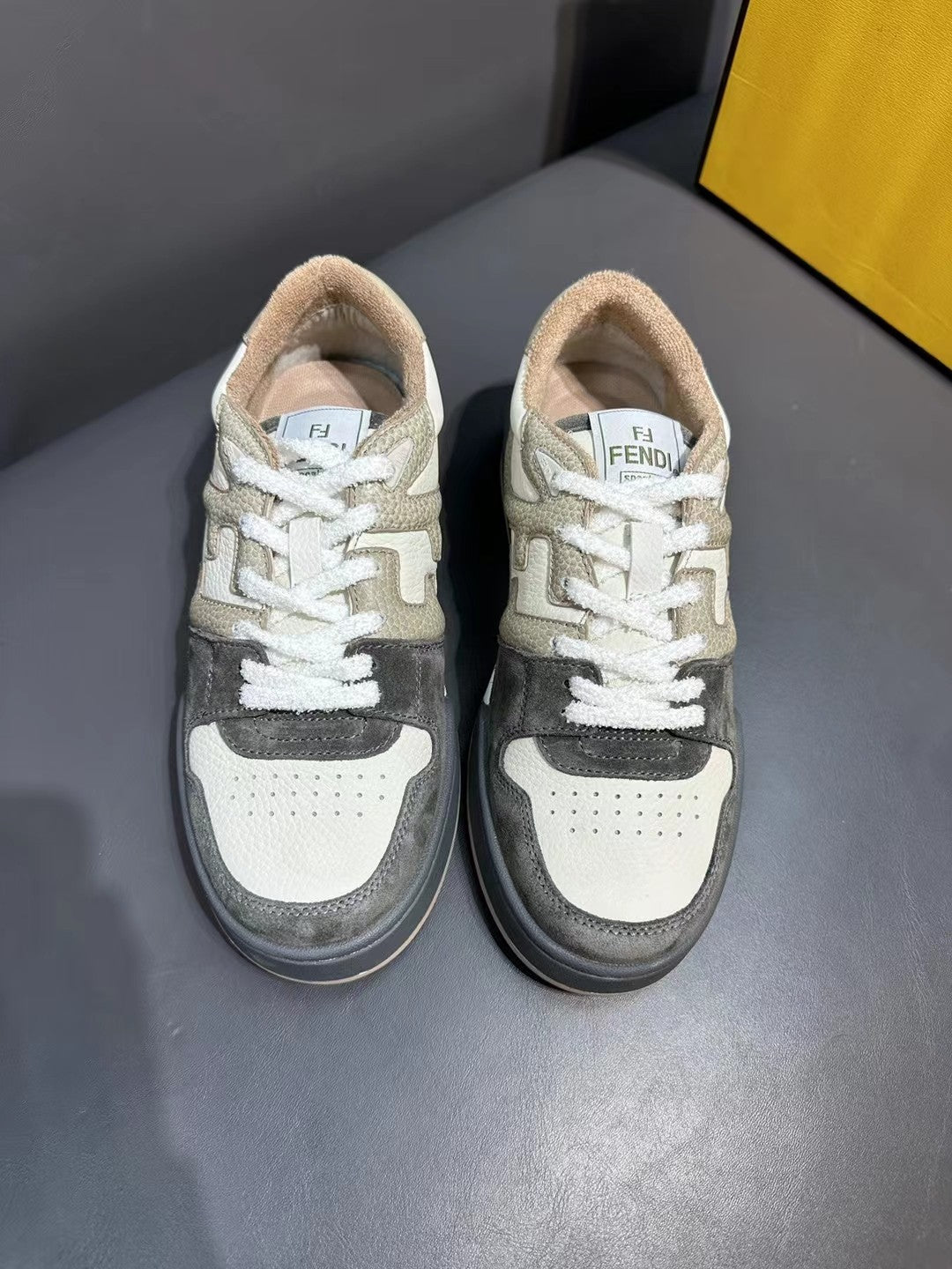 Fendi-027Shoes
