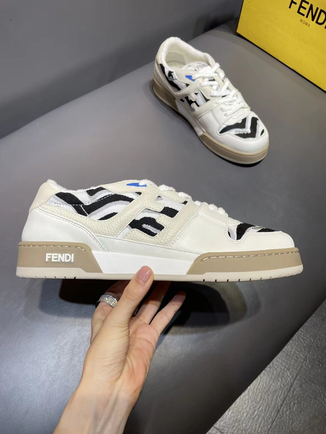 Fendi-029Shoes