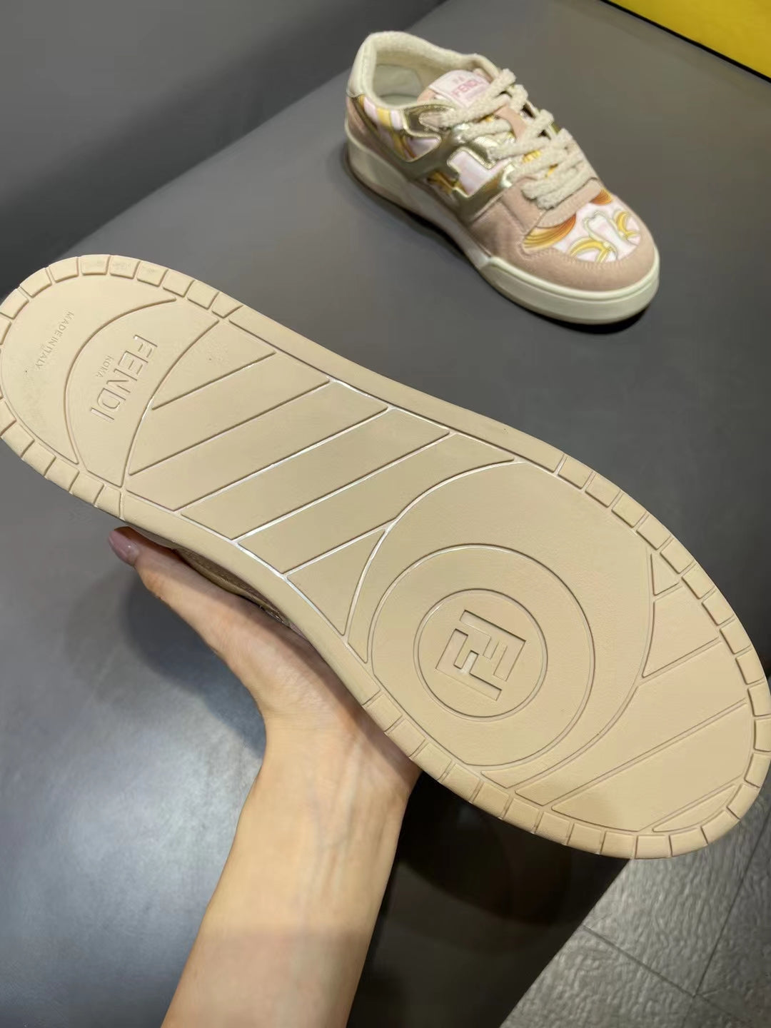 Fendi-030Shoes