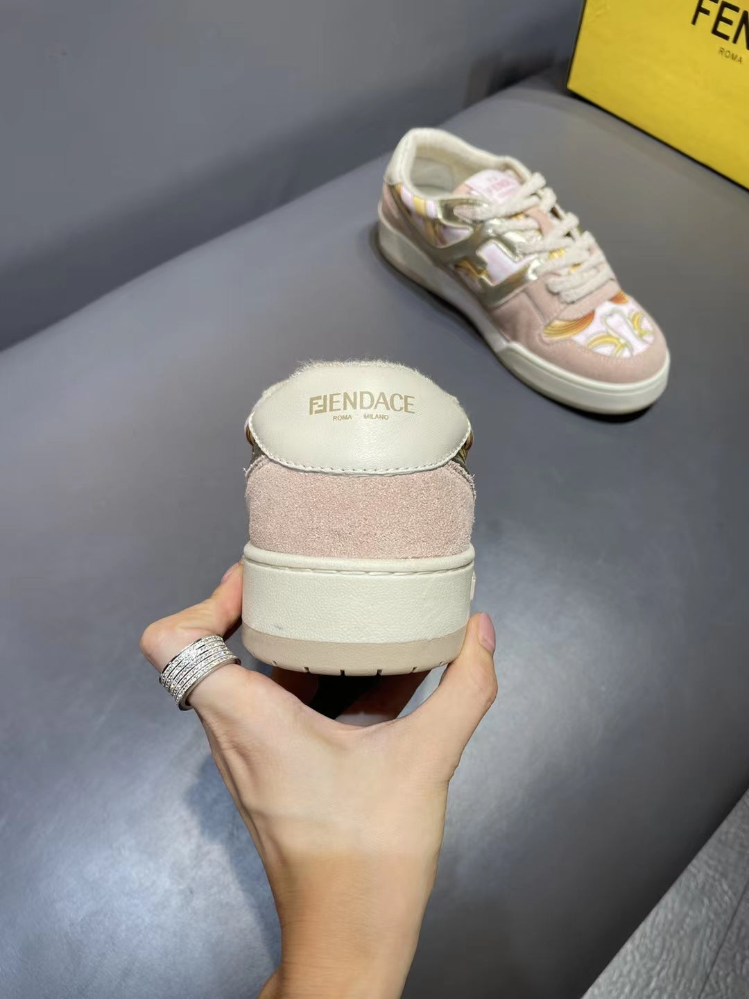 Fendi-030Shoes