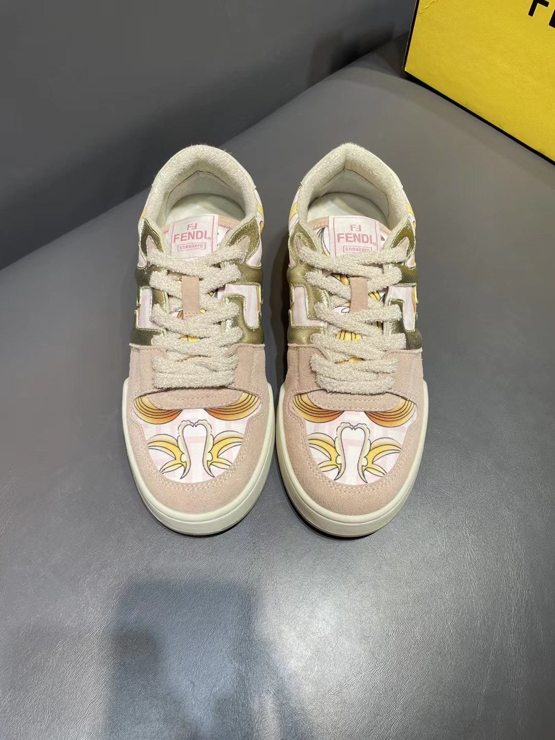 Fendi-030Shoes
