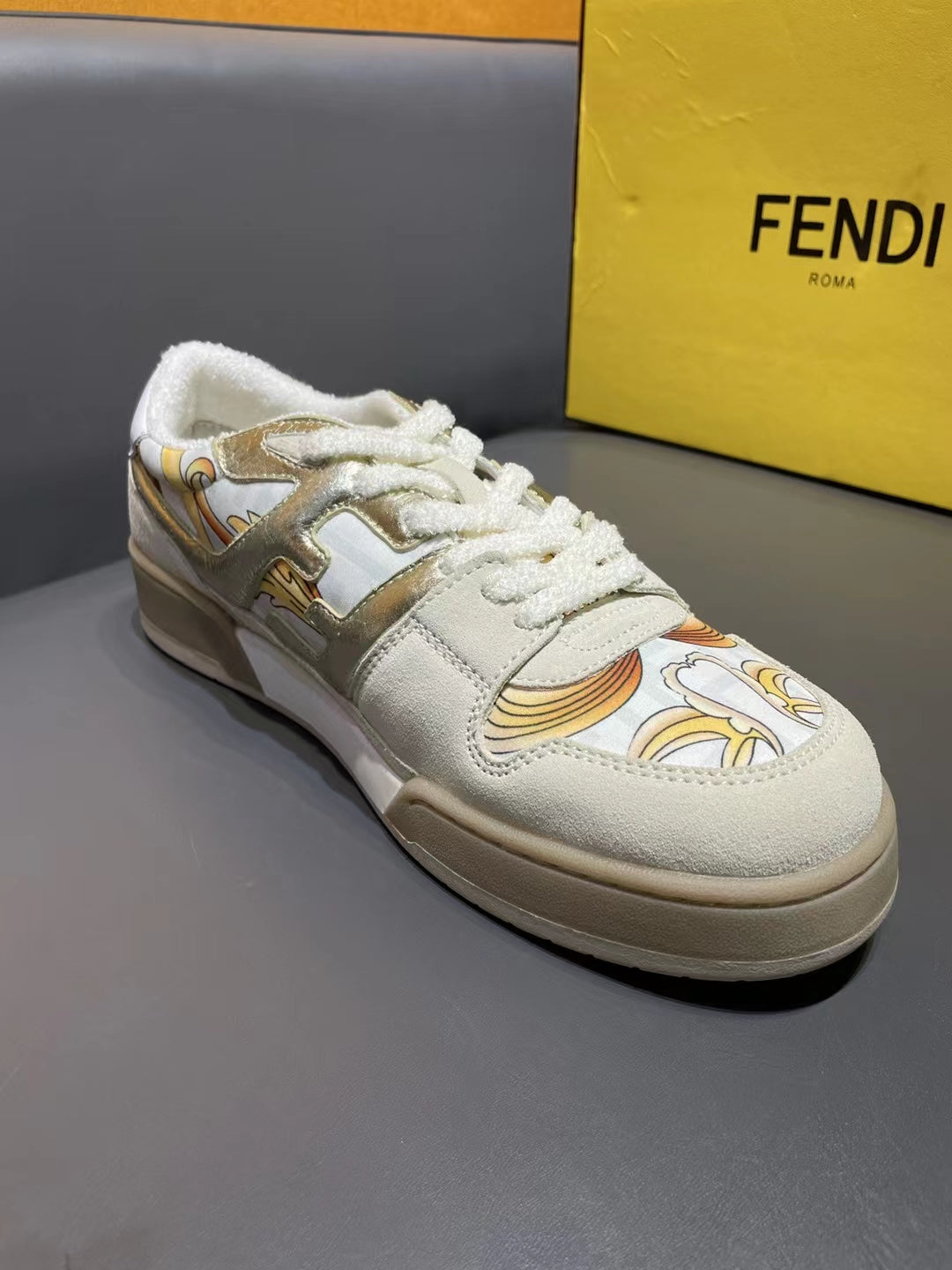 Fendi-032Shoes