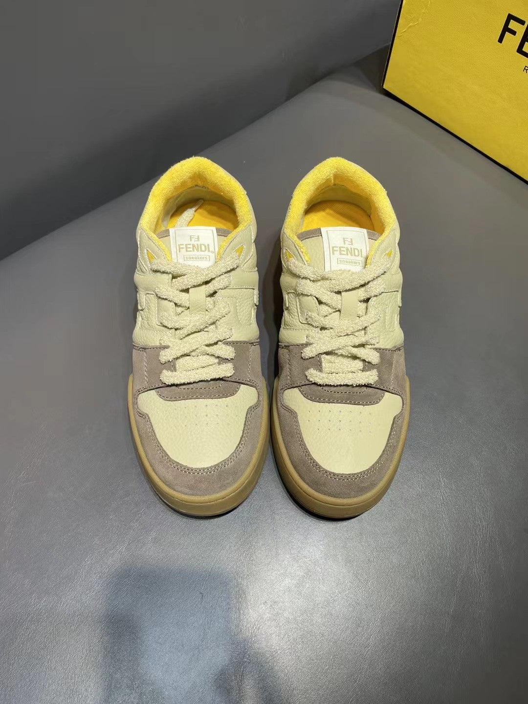 Fendi-034Shoes