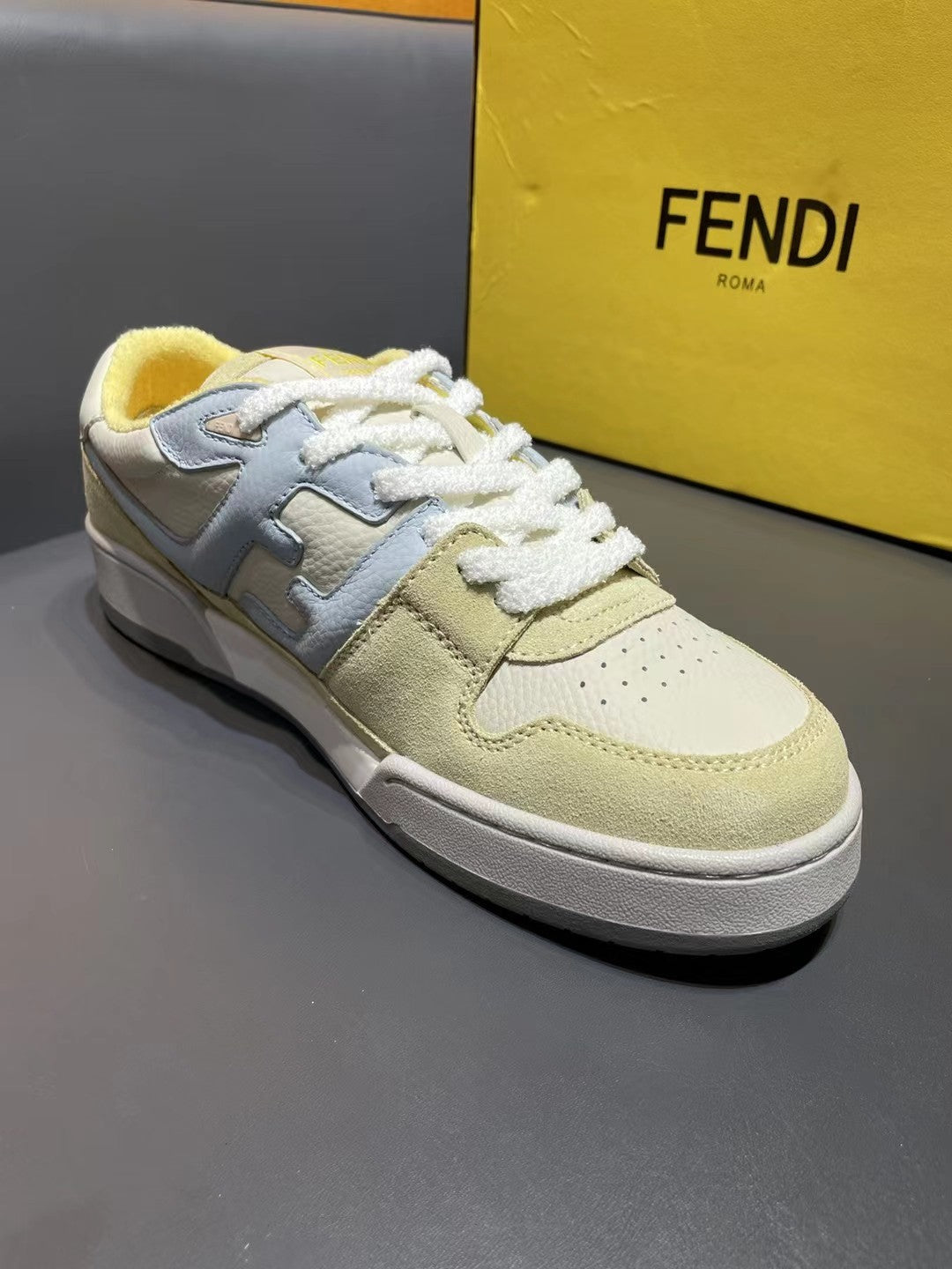 Fendi-035Shoes