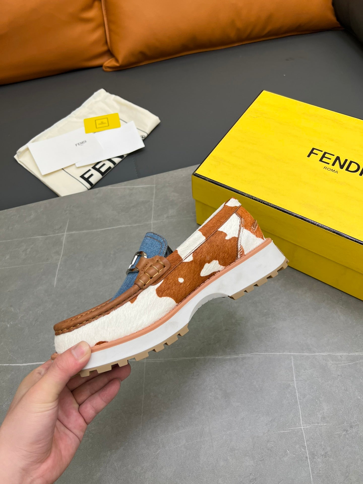 Fendi-039Shoes