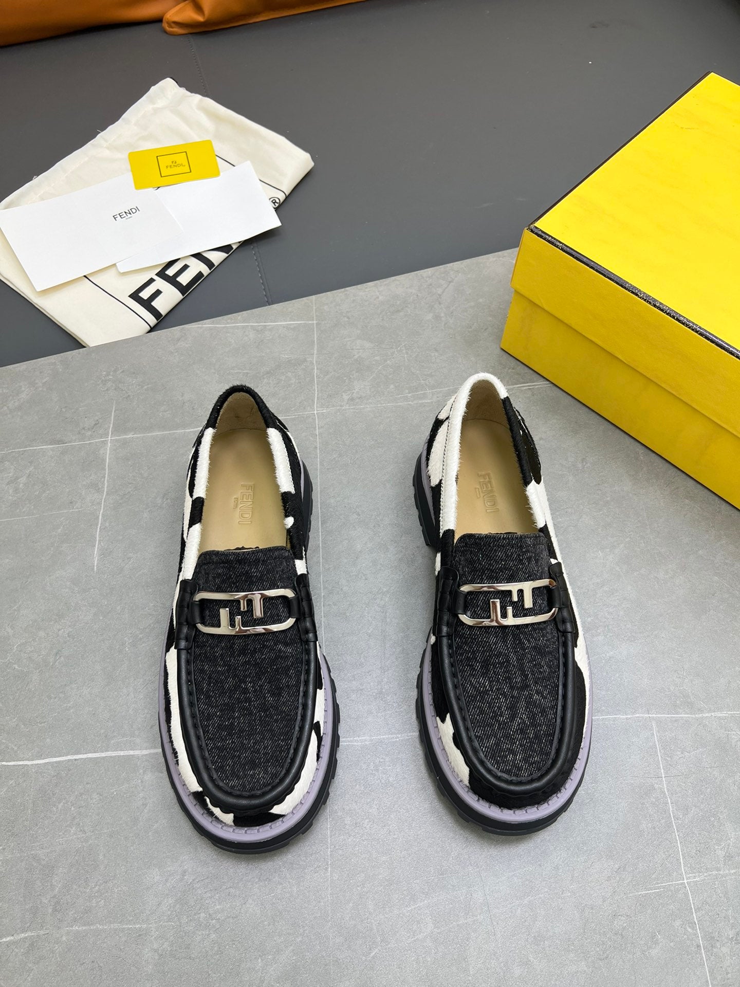 Fendi-036Shoes