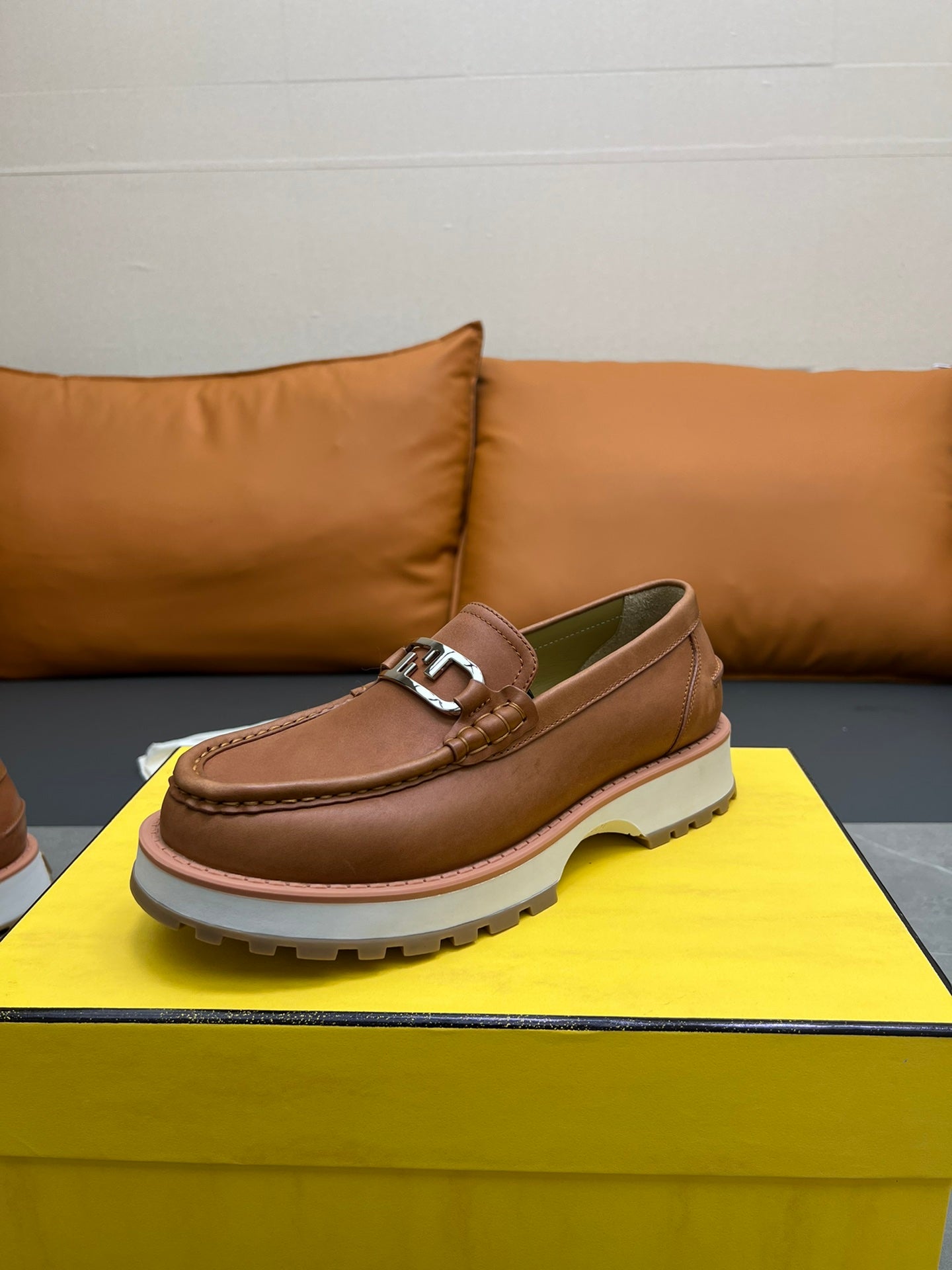 Fendi-037Shoes